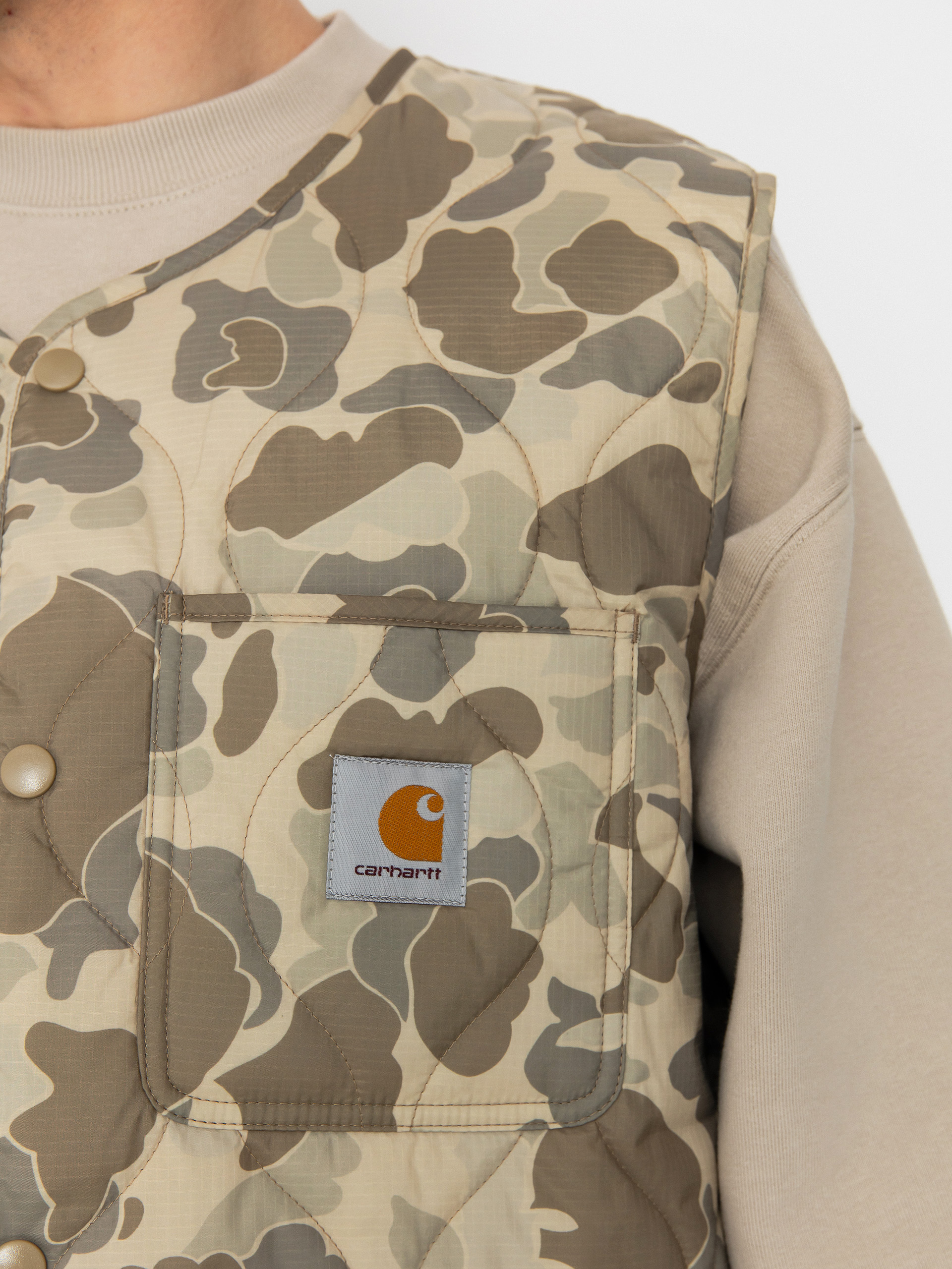 Безрукавка Carhartt WIP Skyton (camo duck/desert)