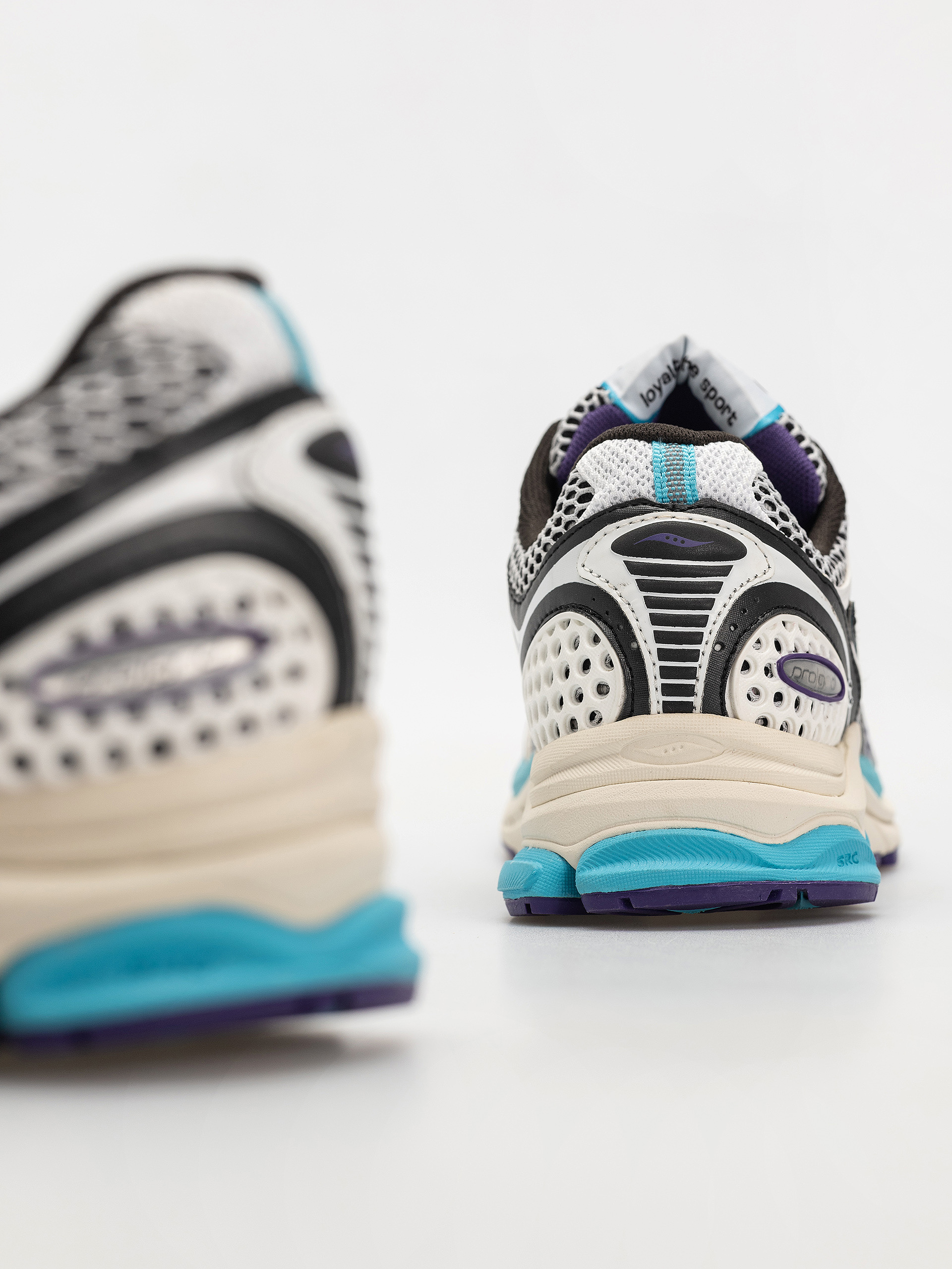 Взуття Saucony Progrid Triumph 4 (white/blue)