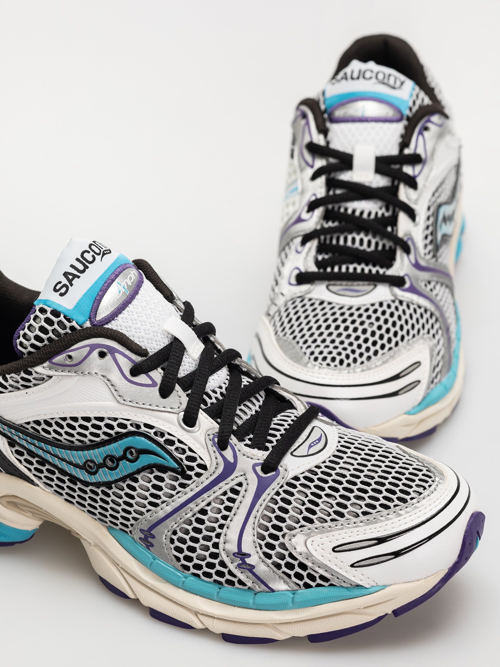 Взуття Saucony Progrid Triumph 4 (white/blue)