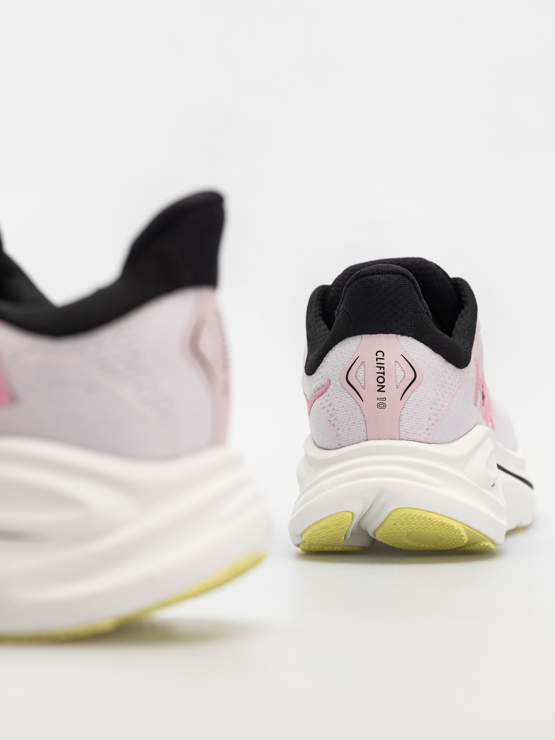 Взуття Hoka Clifton 10 Wmn (carnation/starlight glow)