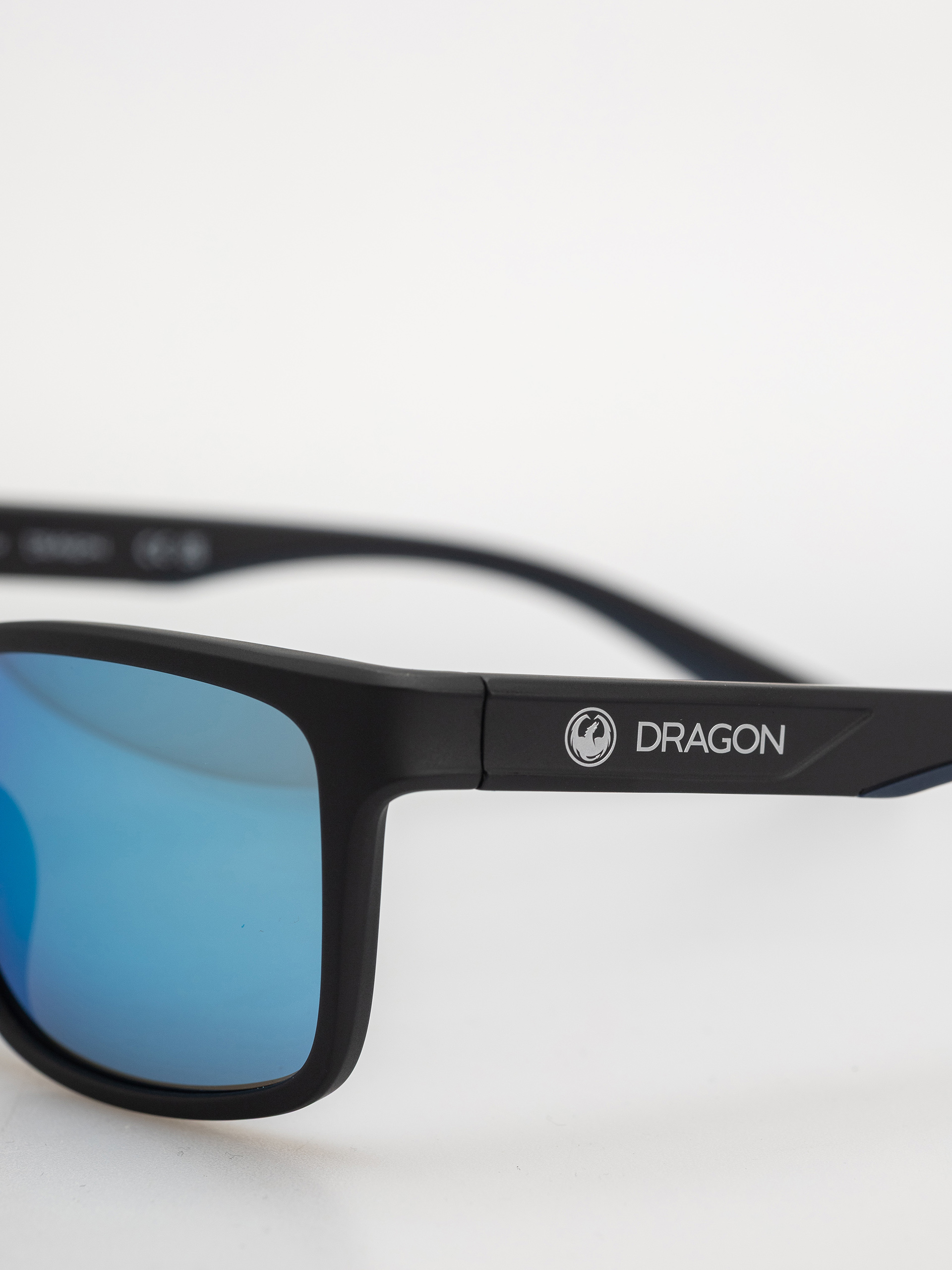 Сонцезахисні окуляри Dragon Blaise (matte black/lumalens blue ion)