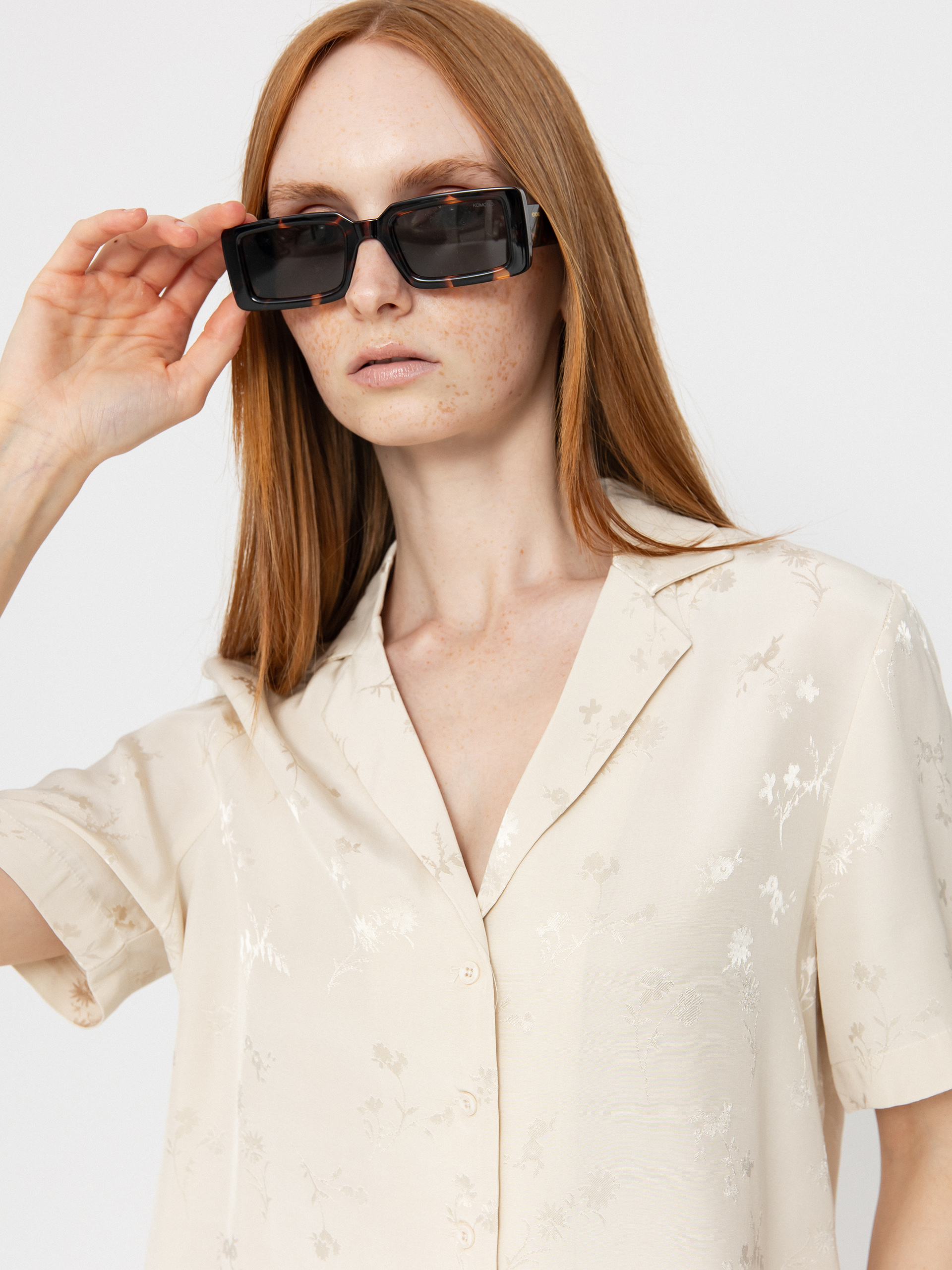 Сорочка Brixton Silky Jacquard Button Down Wmn (whitecap floral jacquard)