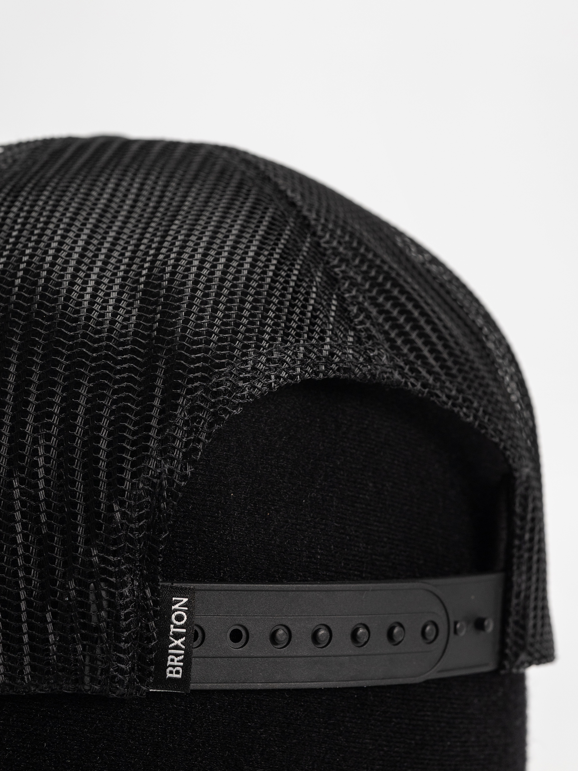 Кепка Brixton Bass Brains Gf Mp Trucker (camo/black)