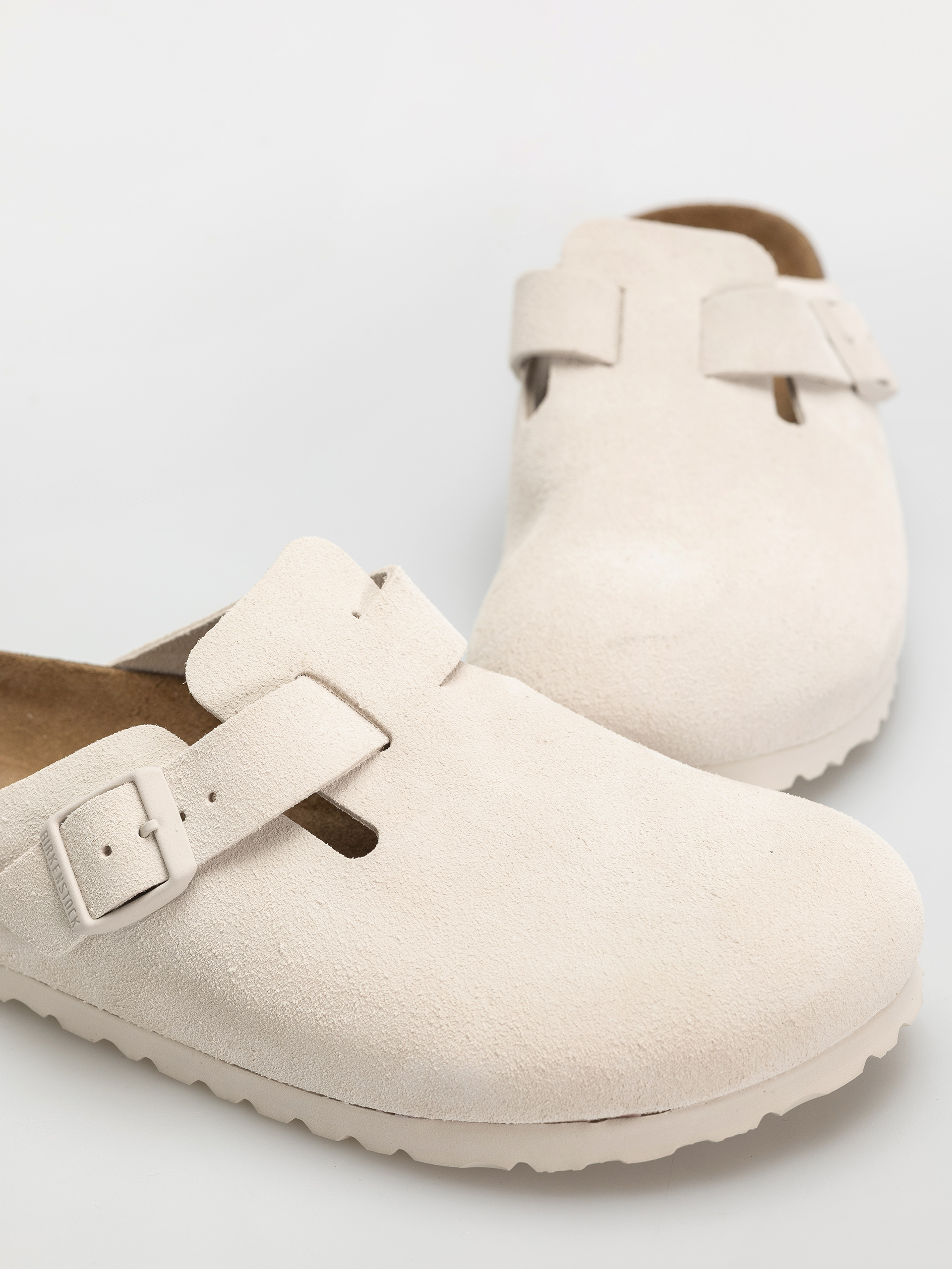 Шльопанці Birkenstock Boston Suede Leather Narrow Wmn (antique white)