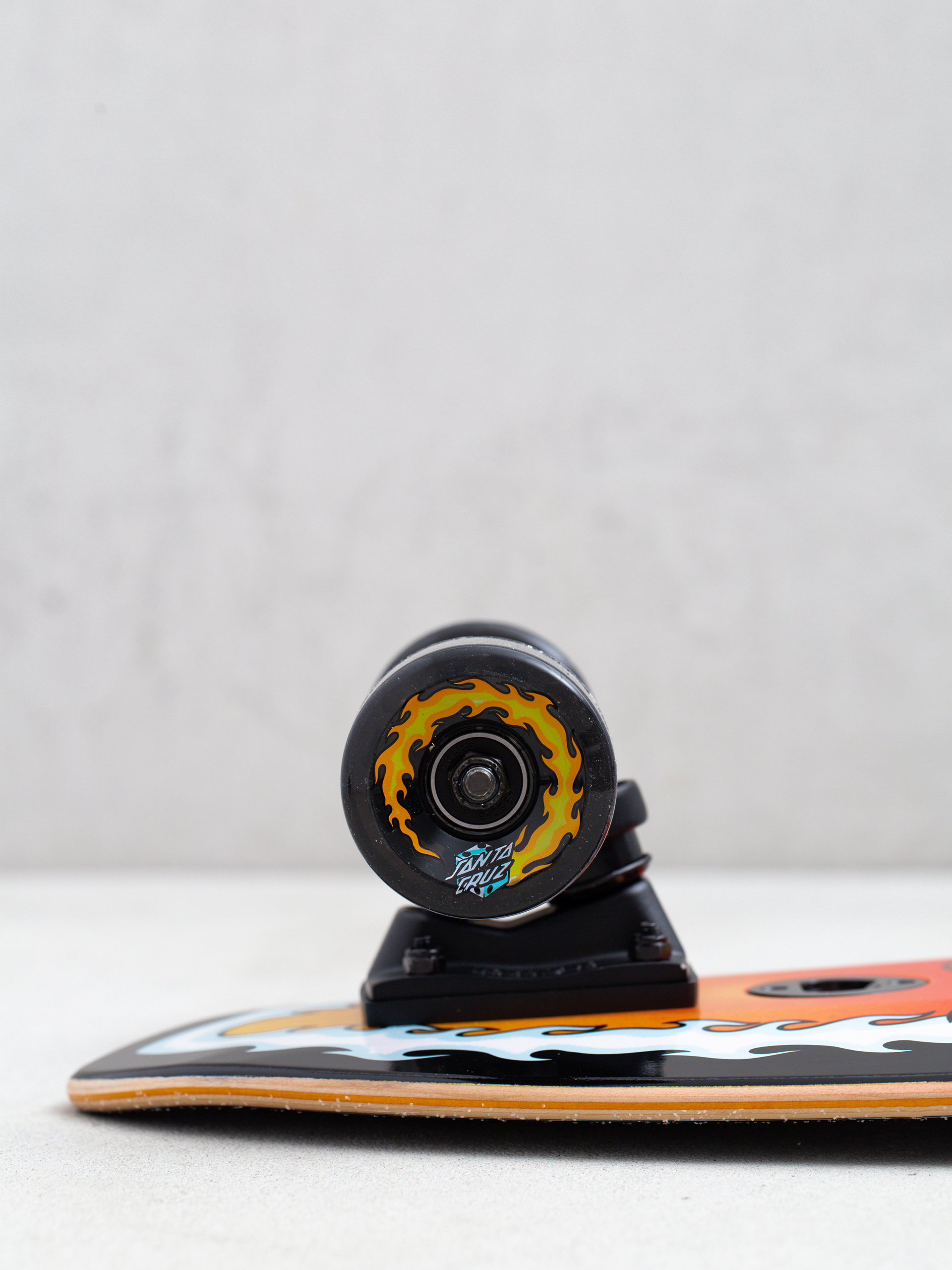 Скейтборд круізер Santa Cruz Flaming Dice Dot (black/red/white)