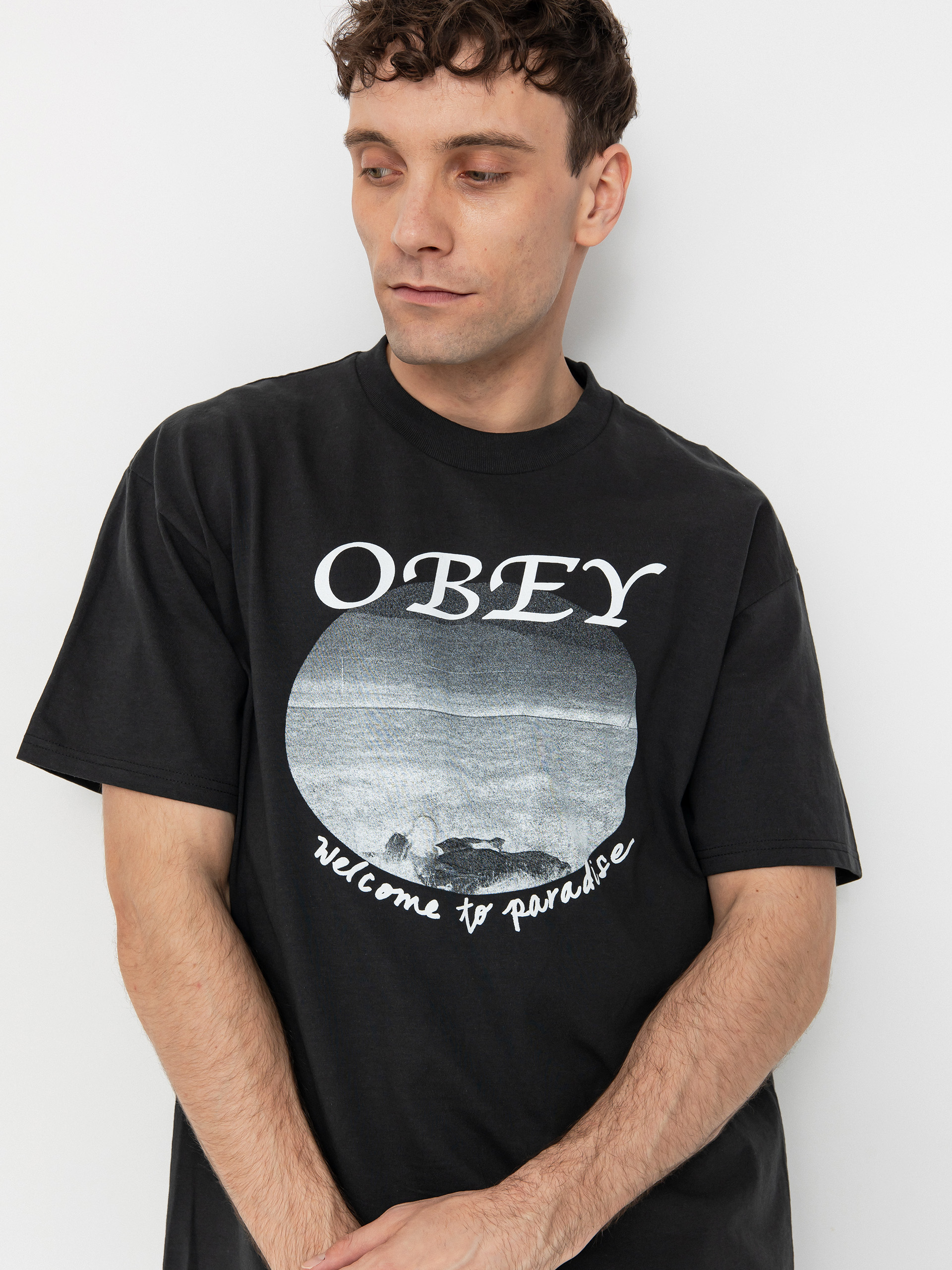 Футболка OBEY Welcome To Paradise (vintage black)