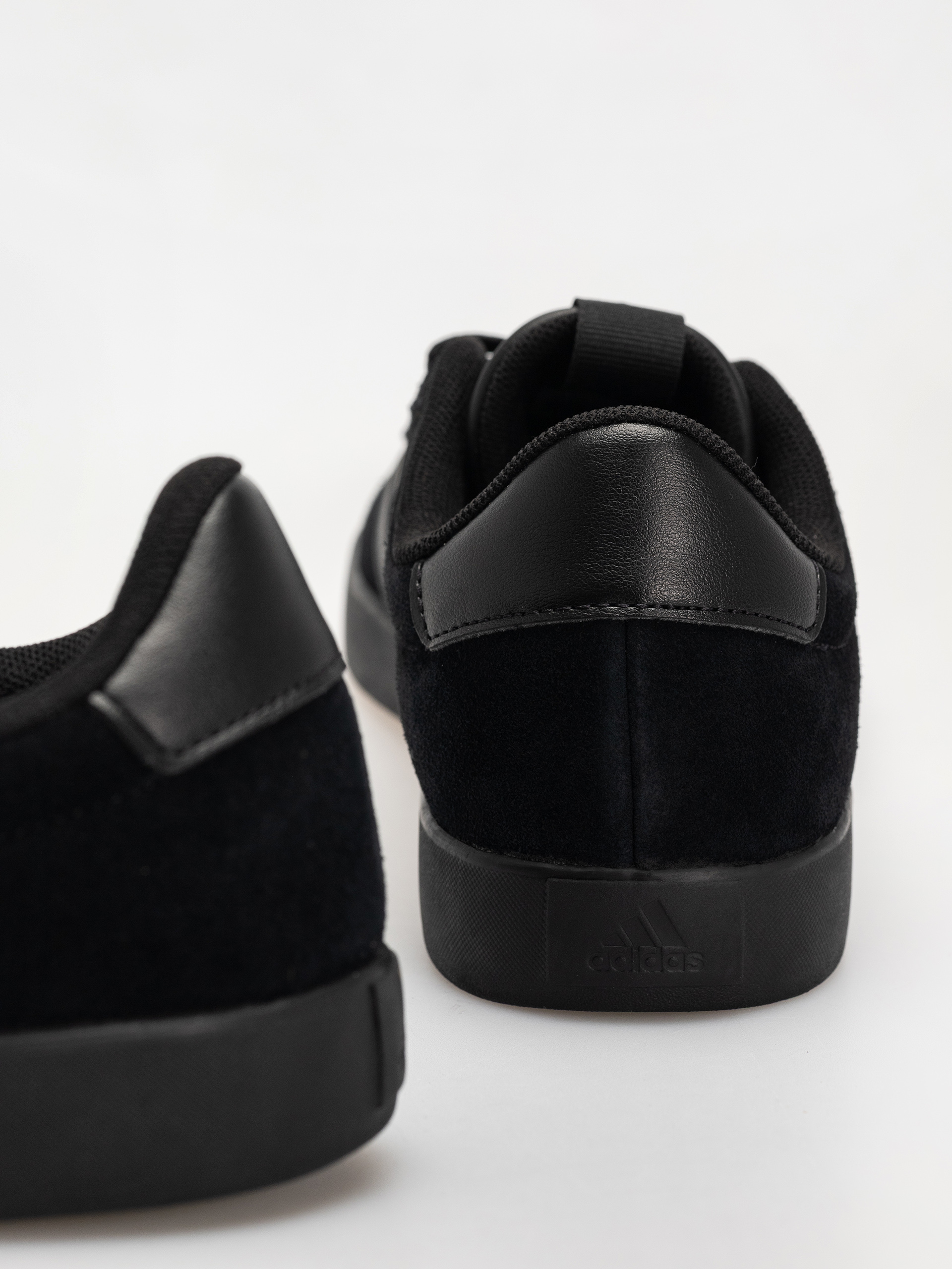 Взуття adidas Vl Court 3.0 (cblack/cblack/cblack)