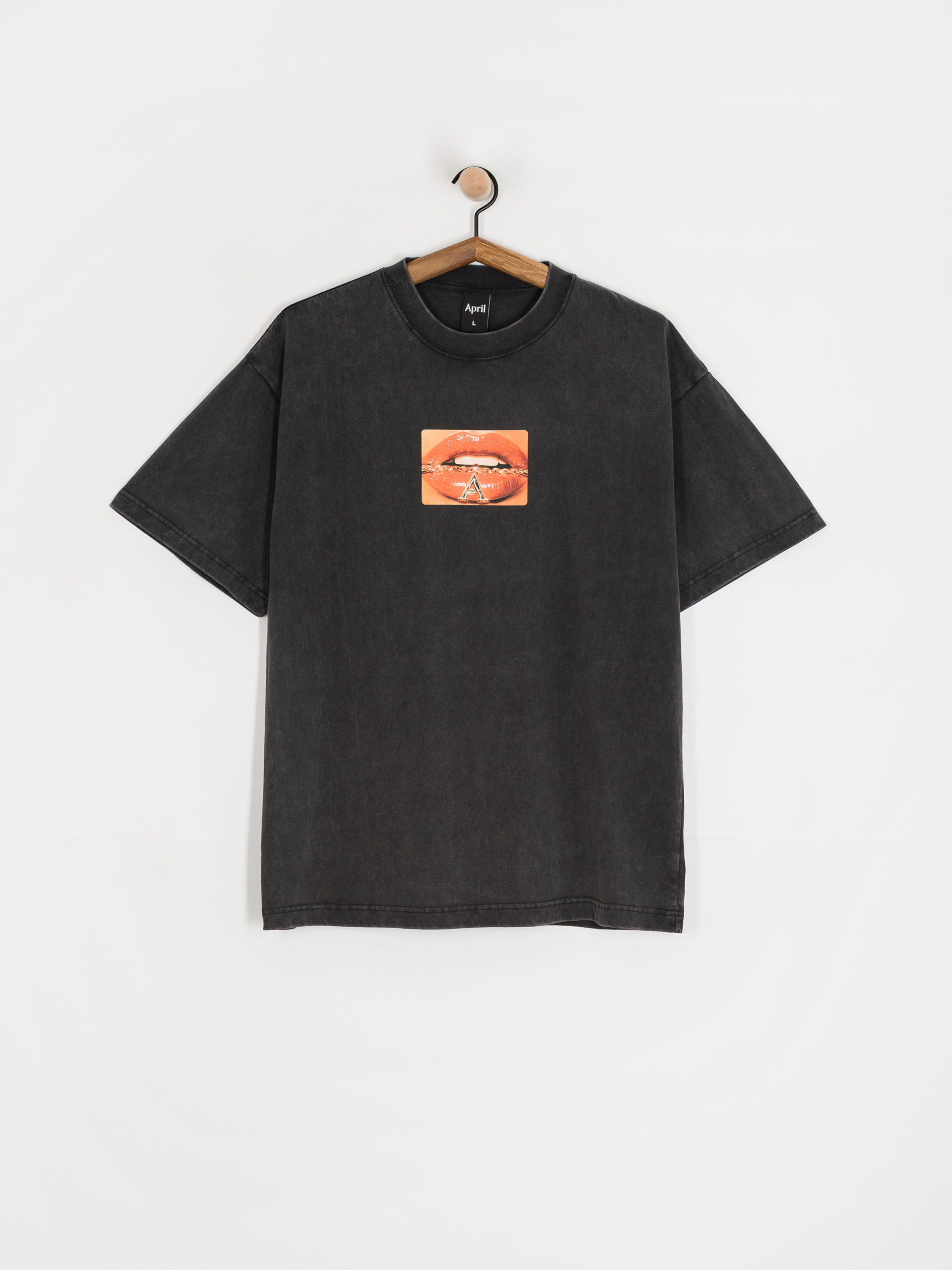 Футболка April Skateboards Pendant (vintage black)