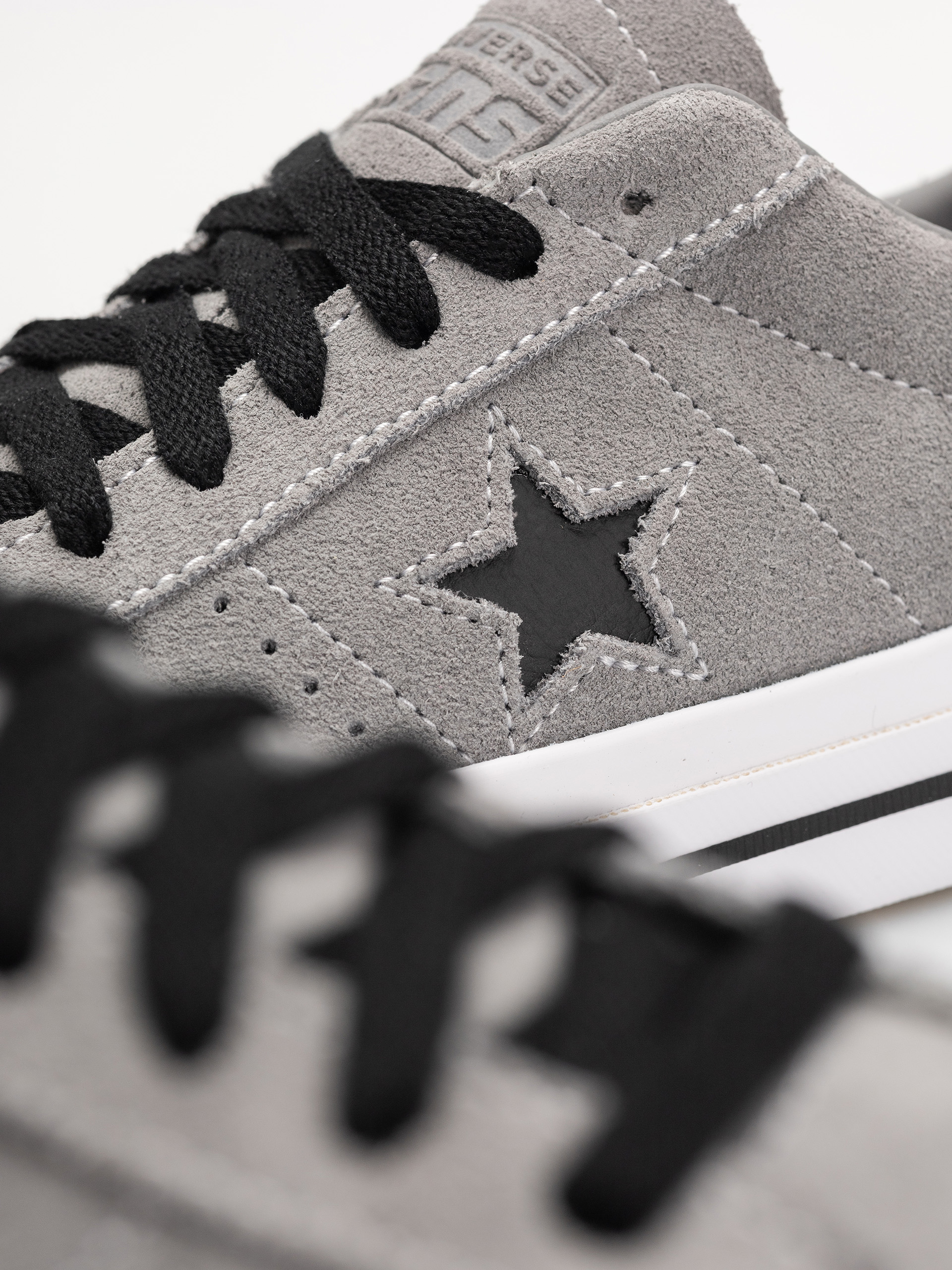 Взуття Converse One Star Pro - сірий (classic grey/black/white)