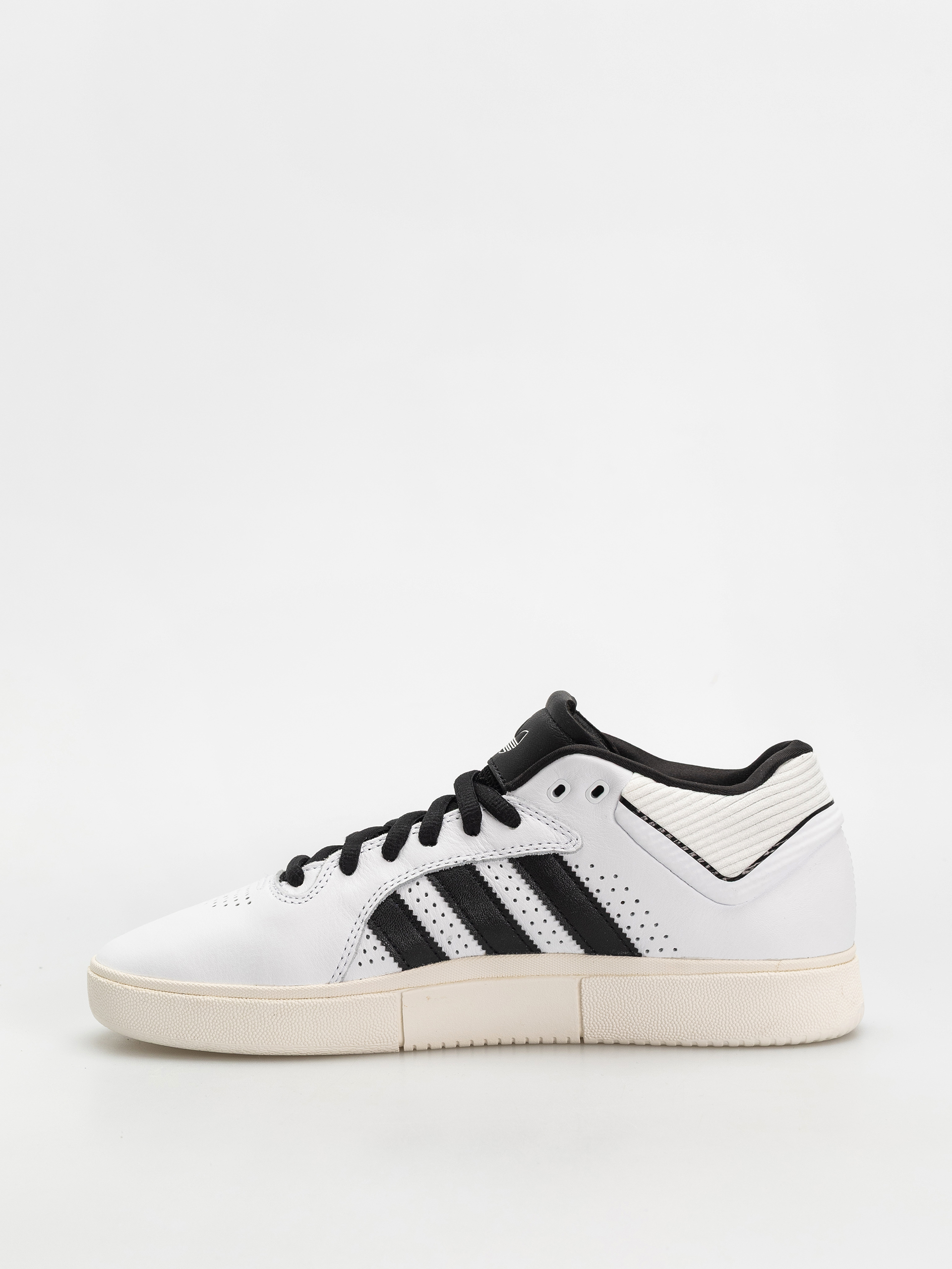 Взуття adidas Tyshawn (ftwwht/cblack/ftwwht)
