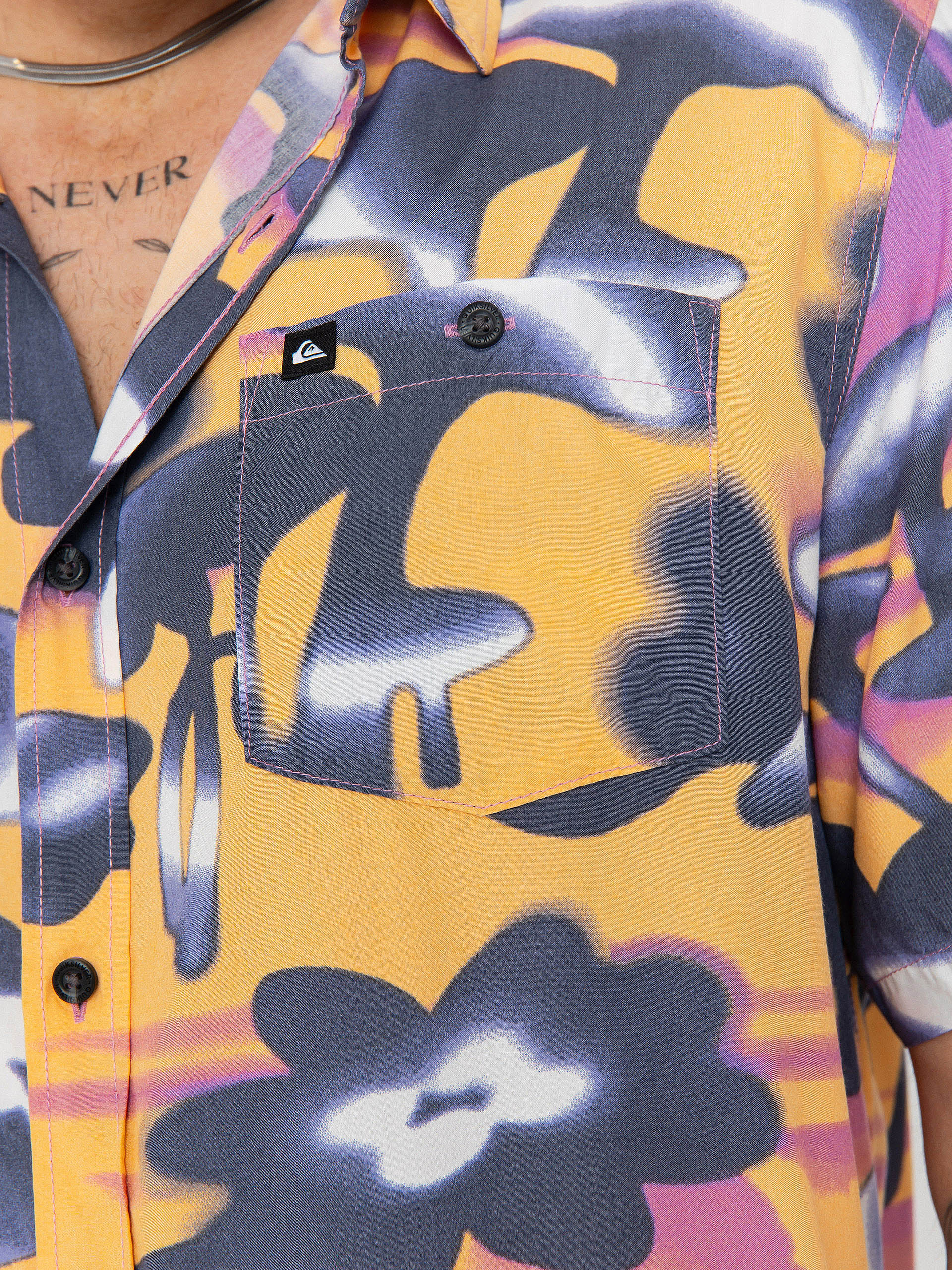 Сорочка Quiksilver Safe Paradise (vintage violet biophilia)