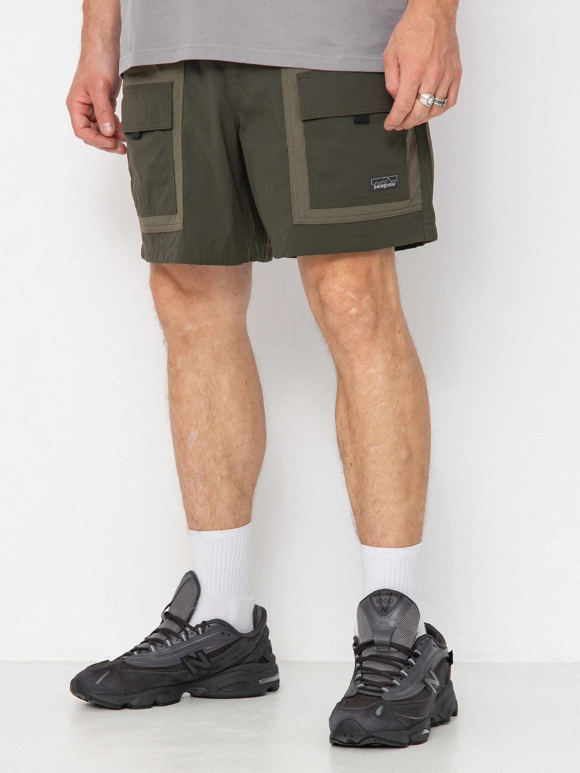 Шорти Patagonia Outdoor Everyday 6in (pine needle green)
