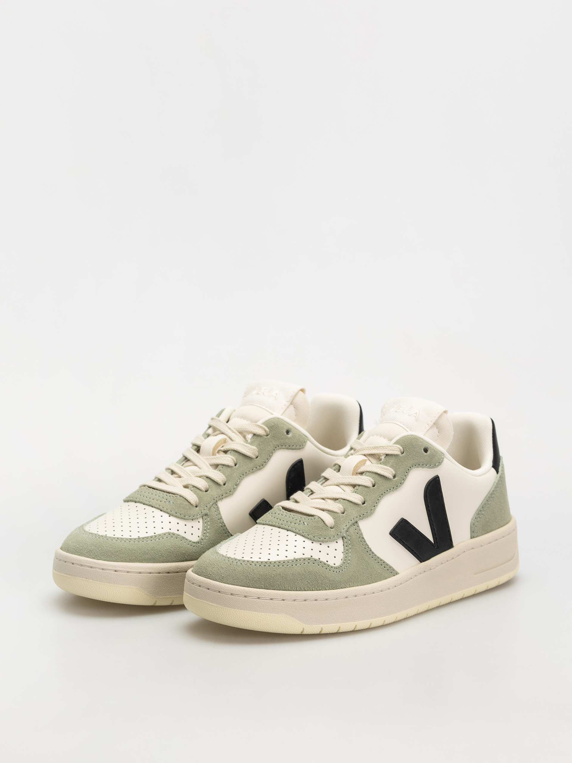 Взуття Veja V-10 Wmn (pure black clay)