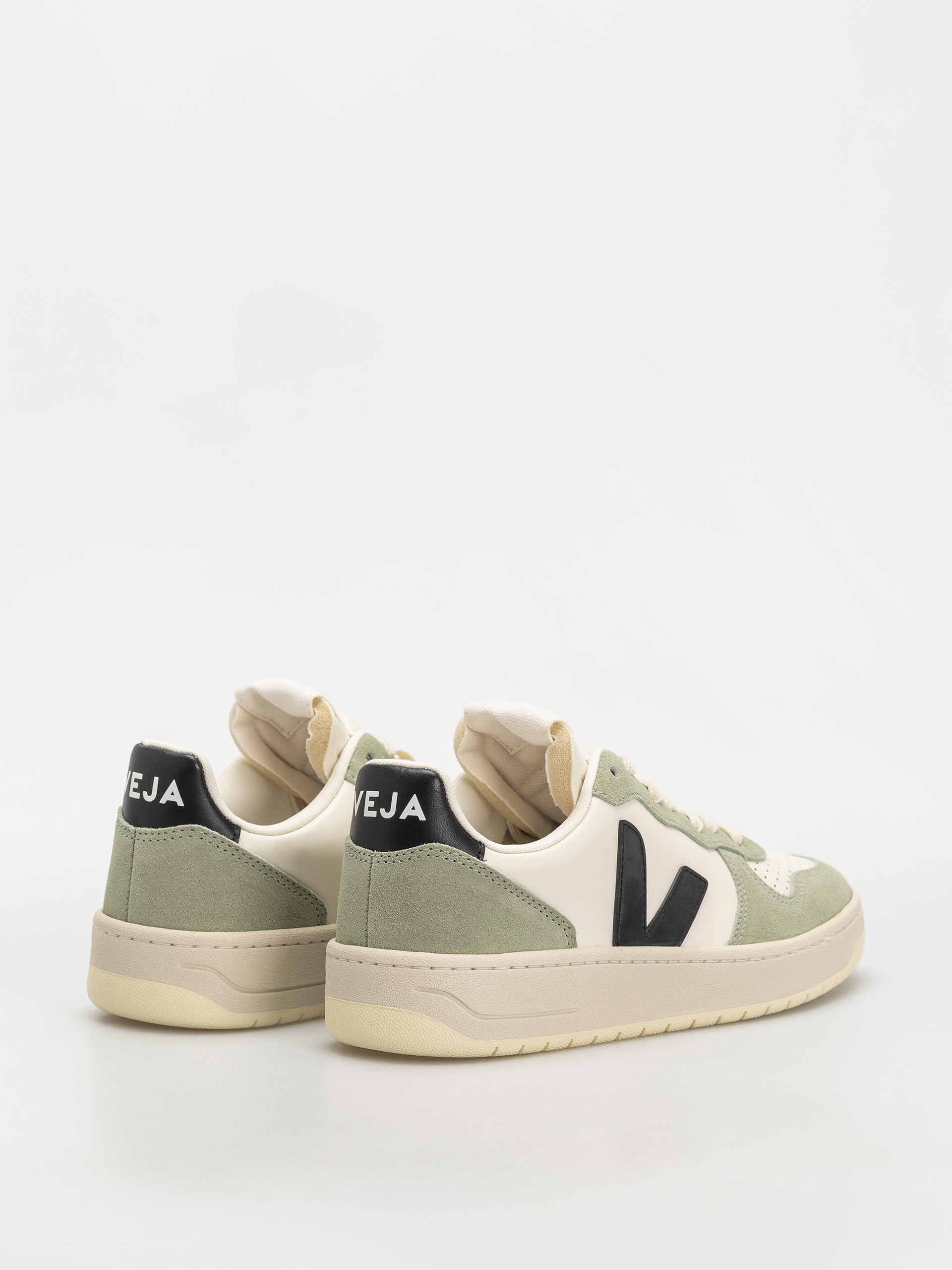 Взуття Veja V-10 Wmn (pure black clay)