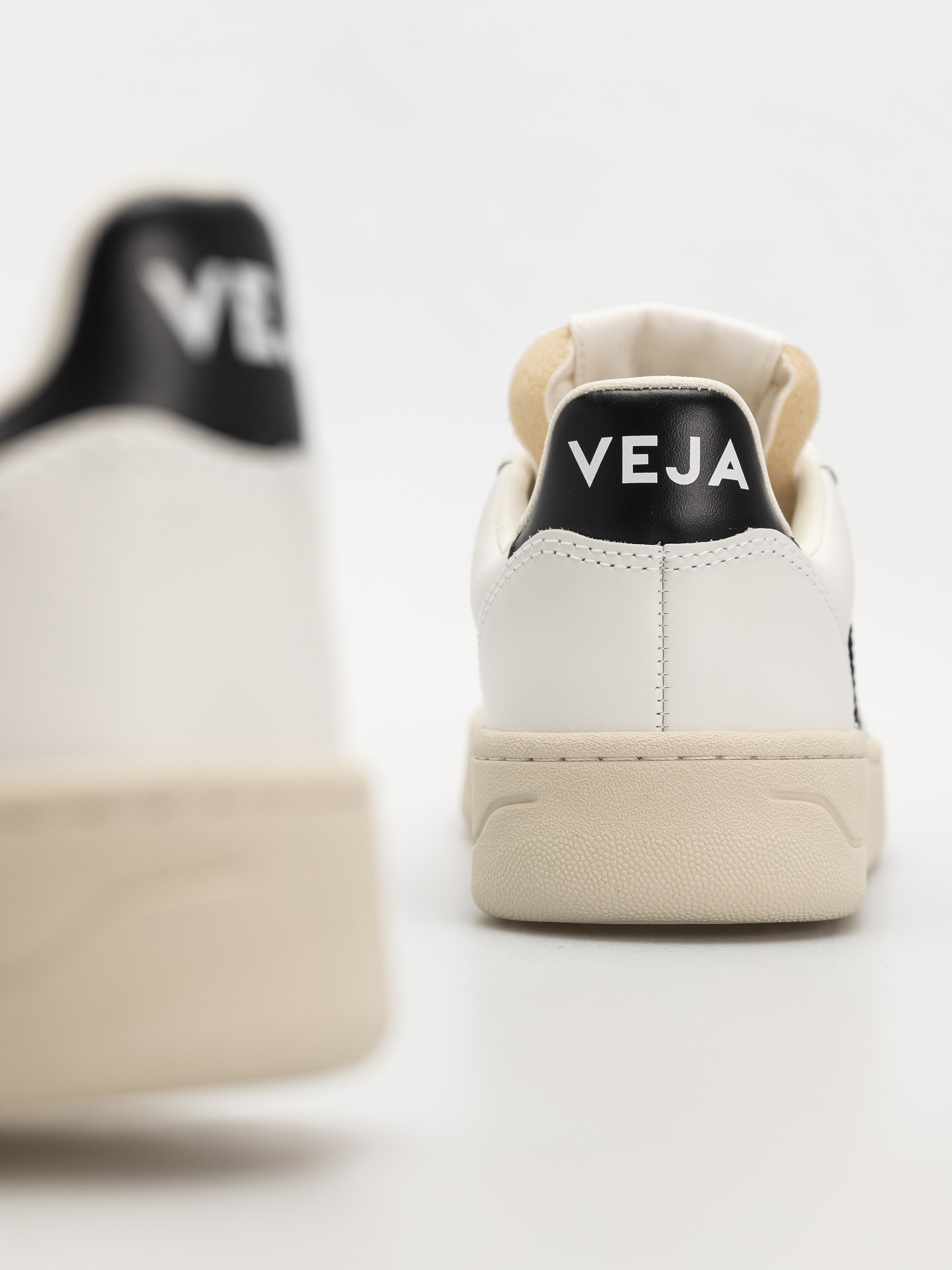 Взуття Veja V-10 Wmn (extra white black)