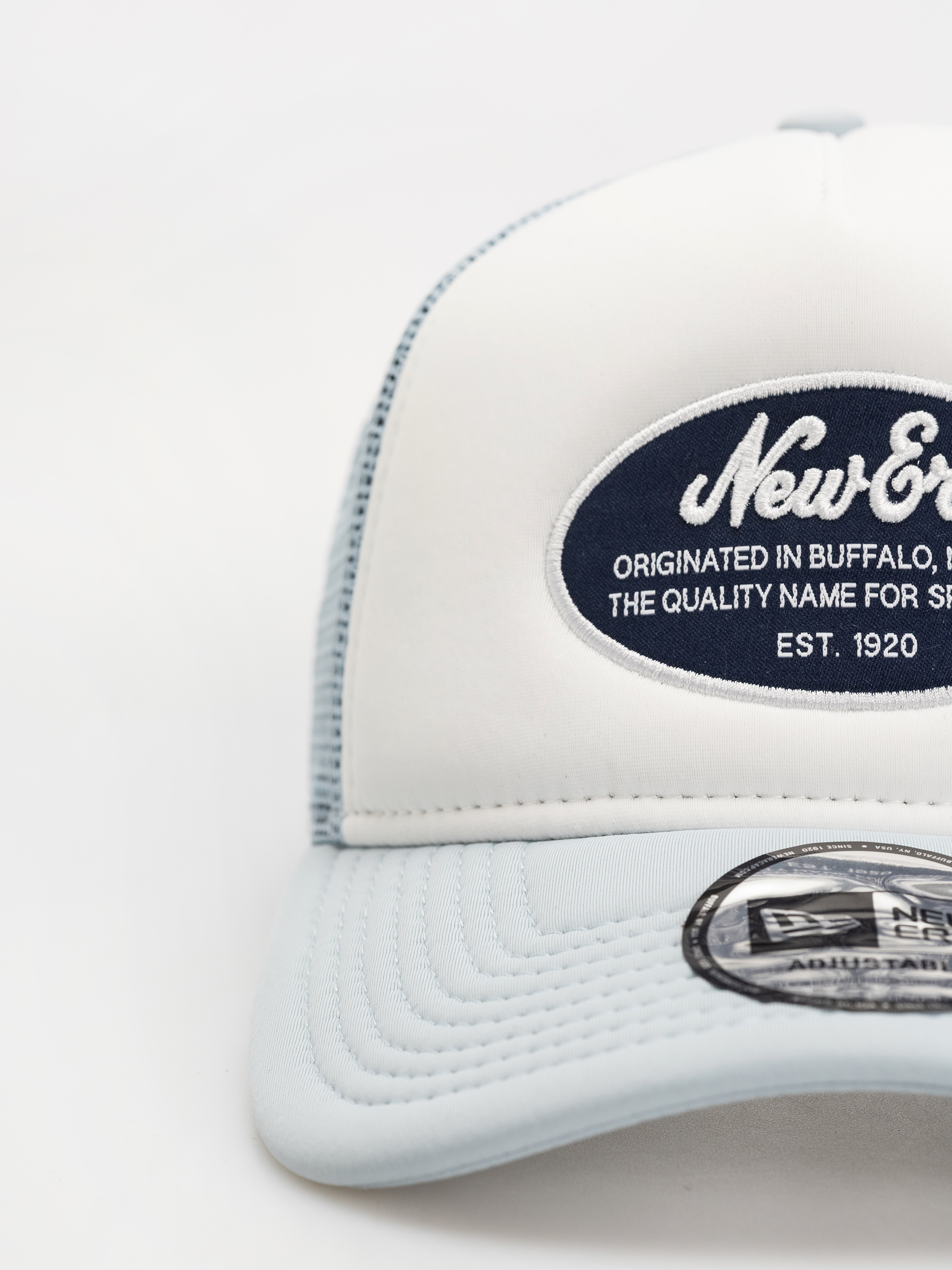 Кепка New Era Oval Foam Patch Trucker (white/violet)