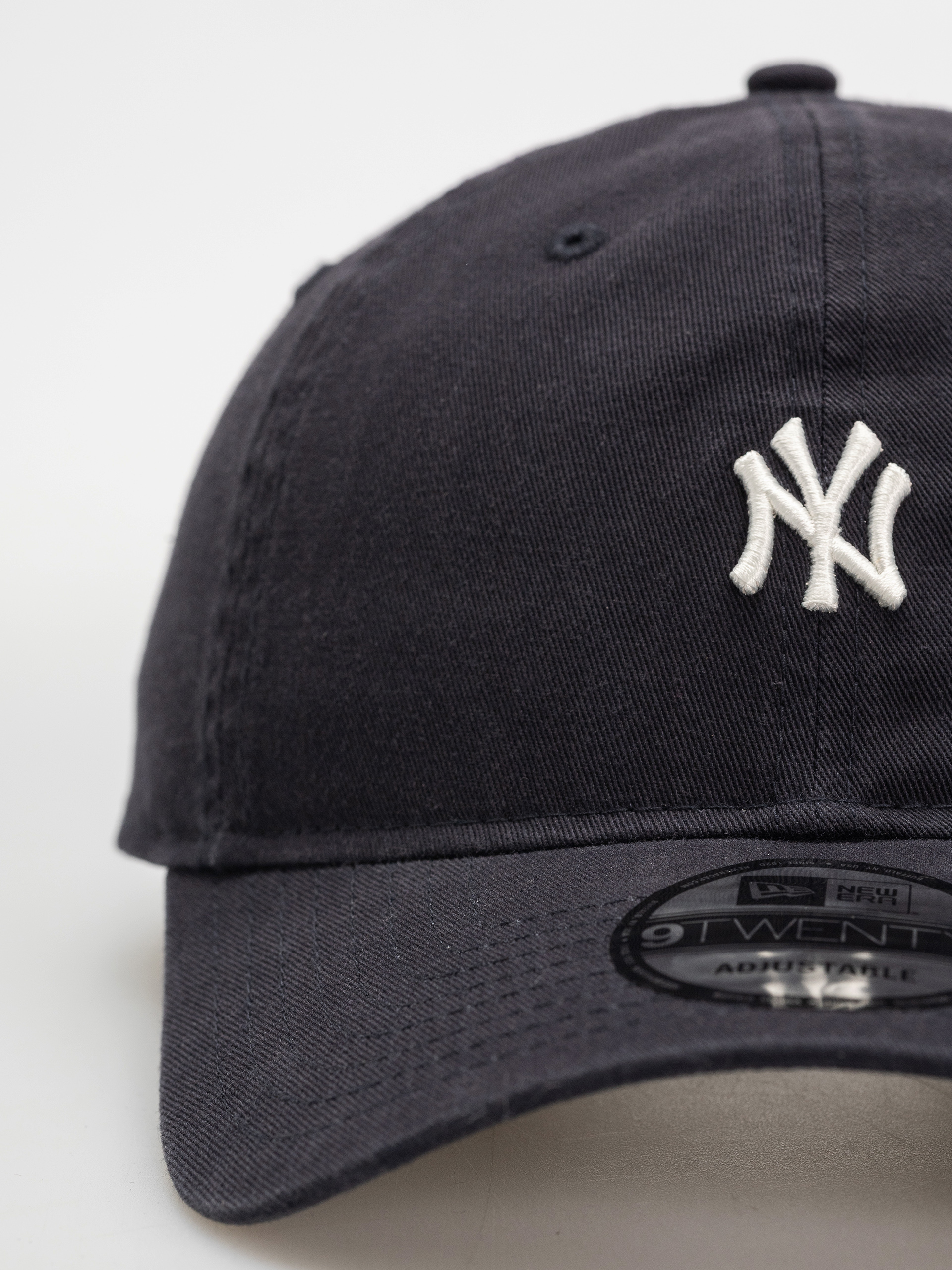 Кепка New Era Mini Logo Washed 9Twenty New York Yankees (navy)
