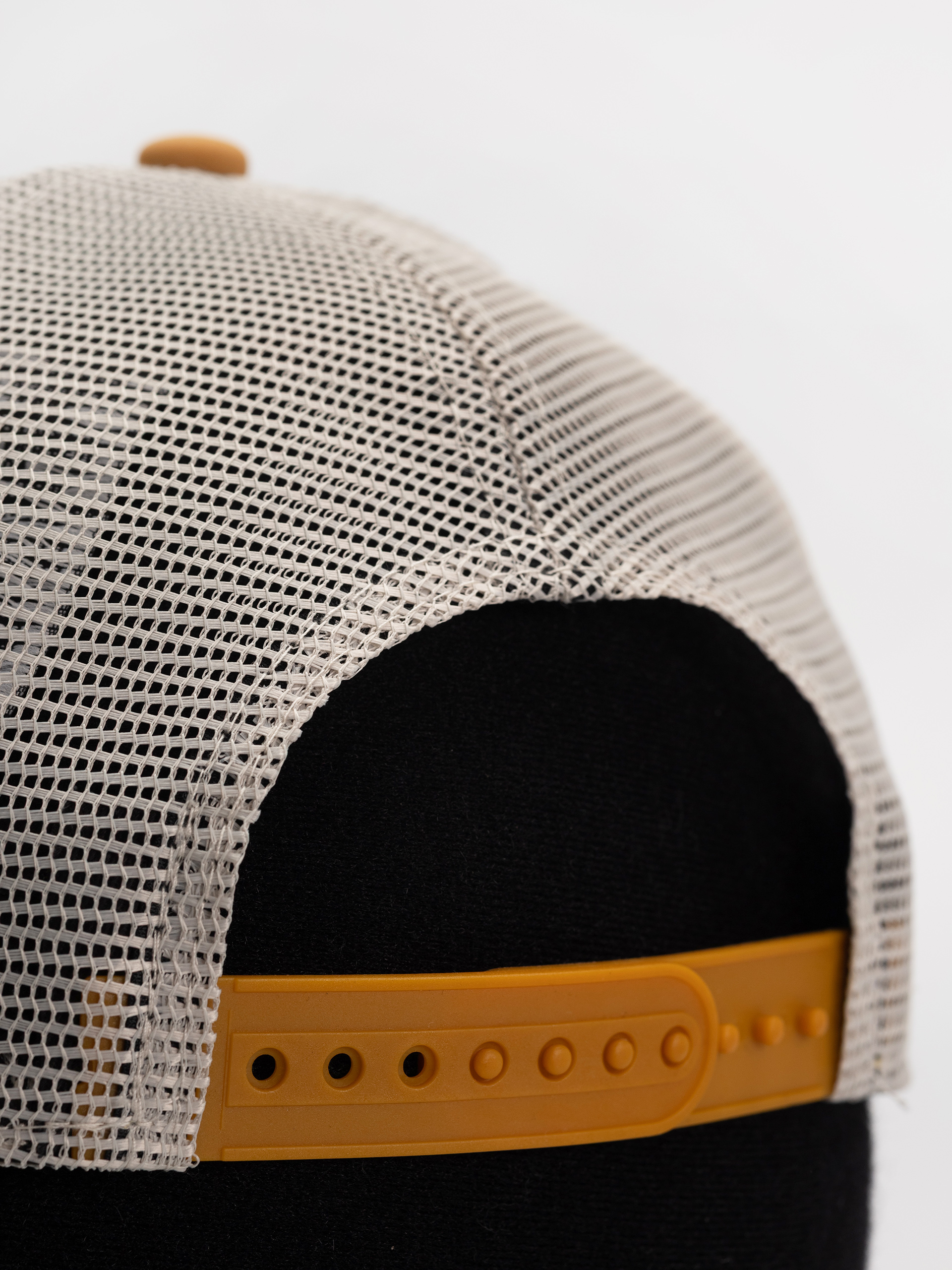 Кепка New Era Graphic Patch Trucker (yellow)