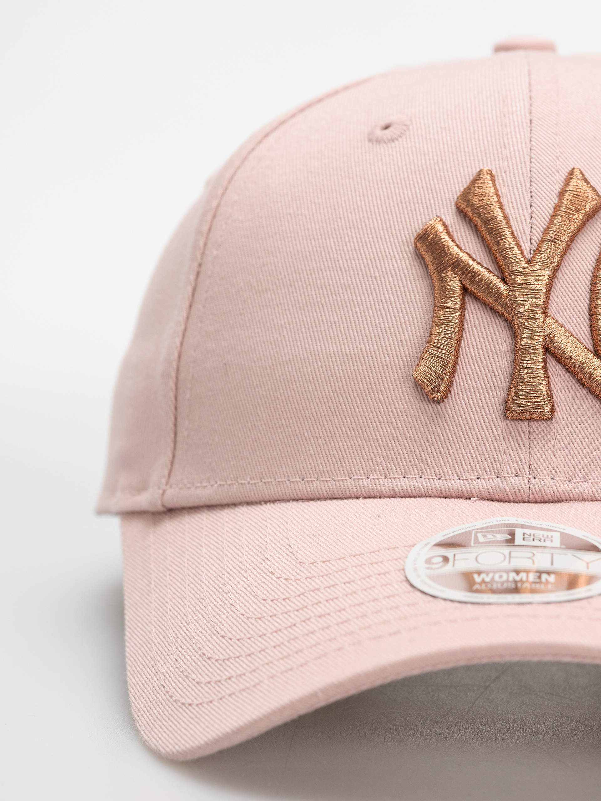 Кепка New Era Metallic Logo 9Forty New York Yankees Wmn (pink)