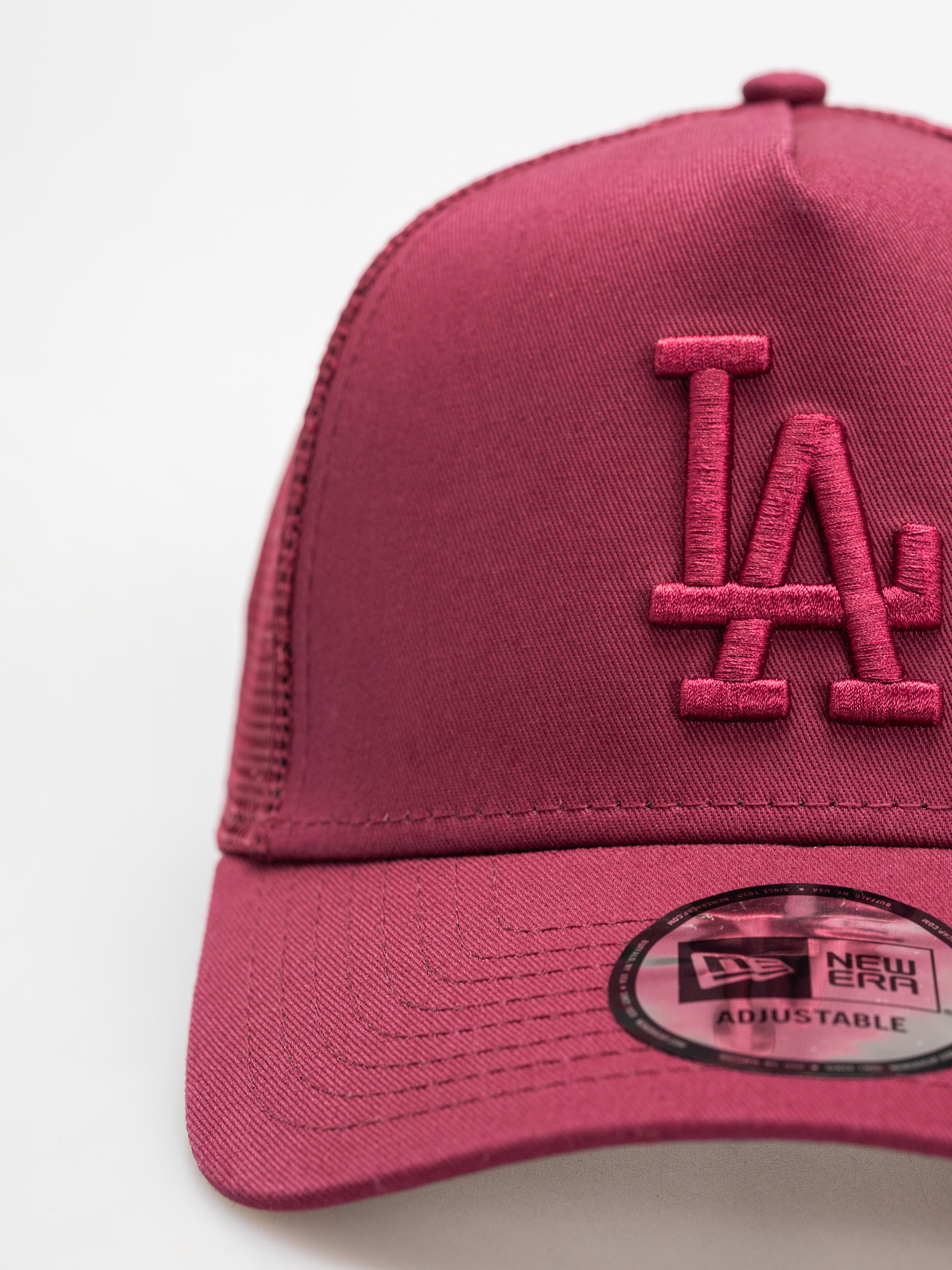Кепка New Era League Essential Trucker Los Angeles Dodgers (cherry)