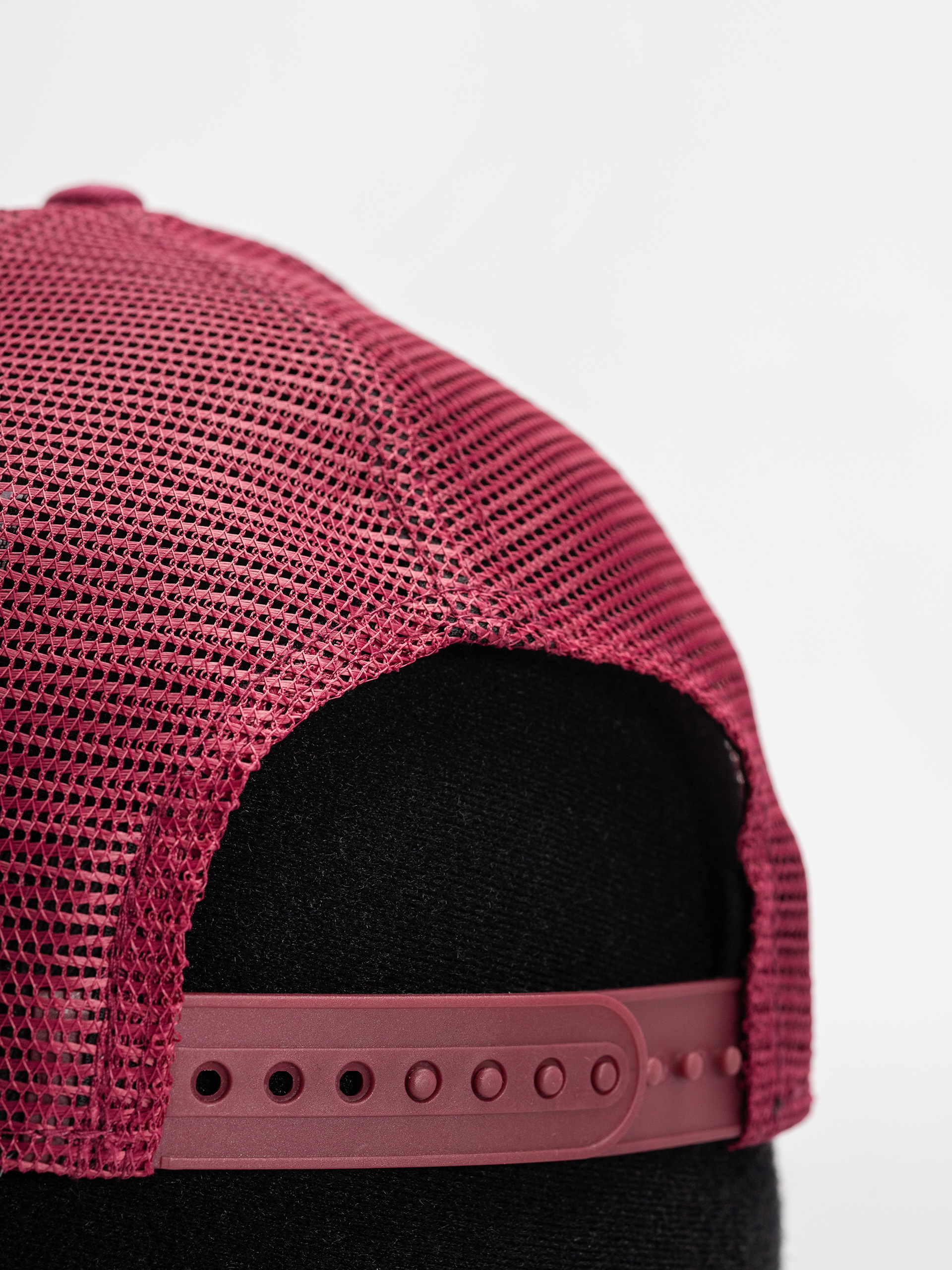 Кепка New Era League Essential Trucker Los Angeles Dodgers (cherry)