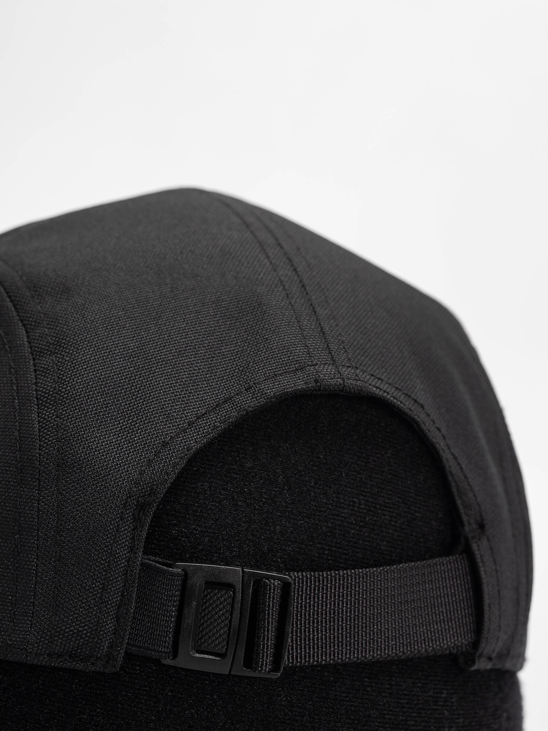 Кепка Eastpak 5 Panel (black)