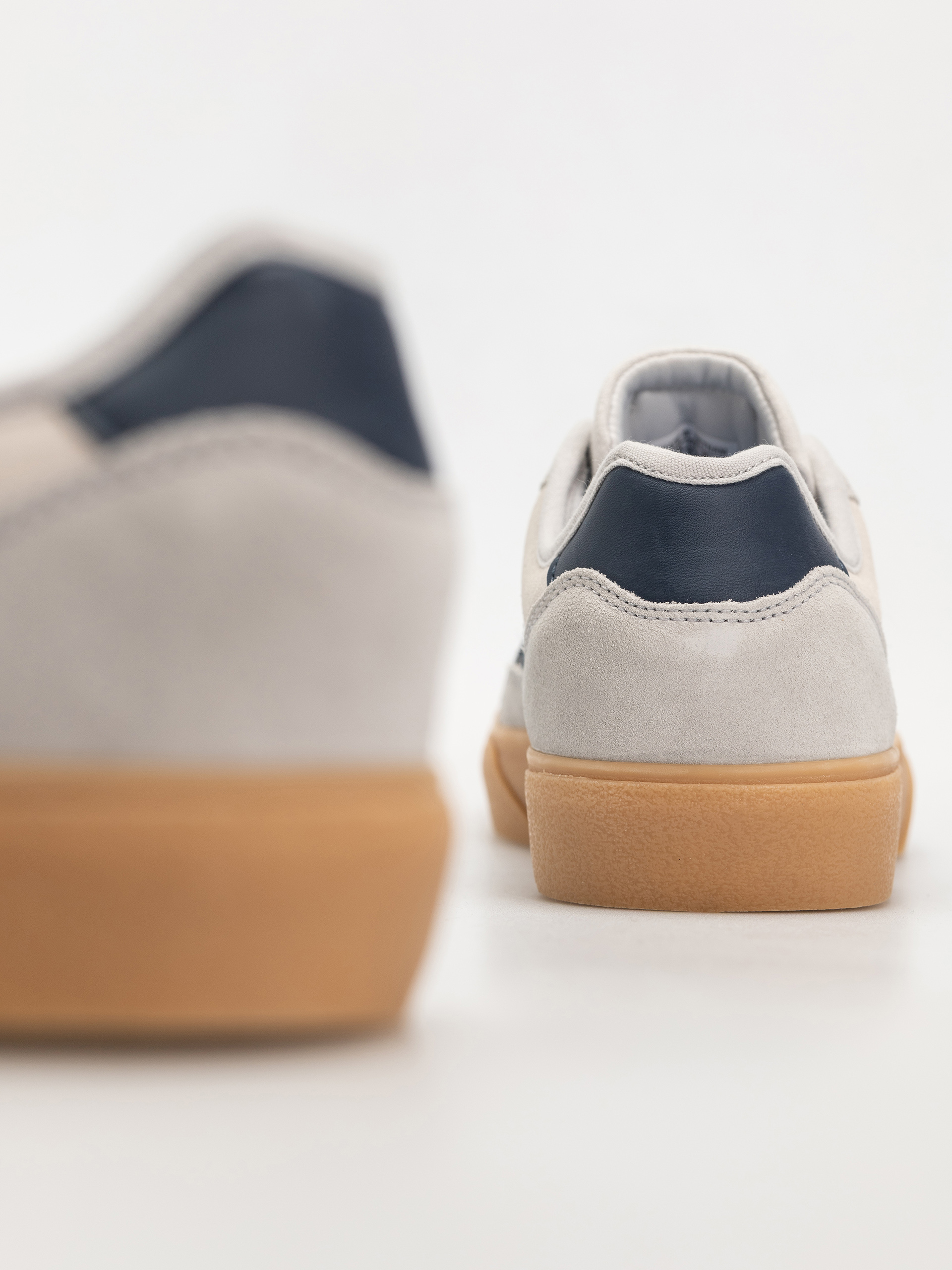 Взуття adidas Court Tns Premiere (gretwo/conavy/gum3)