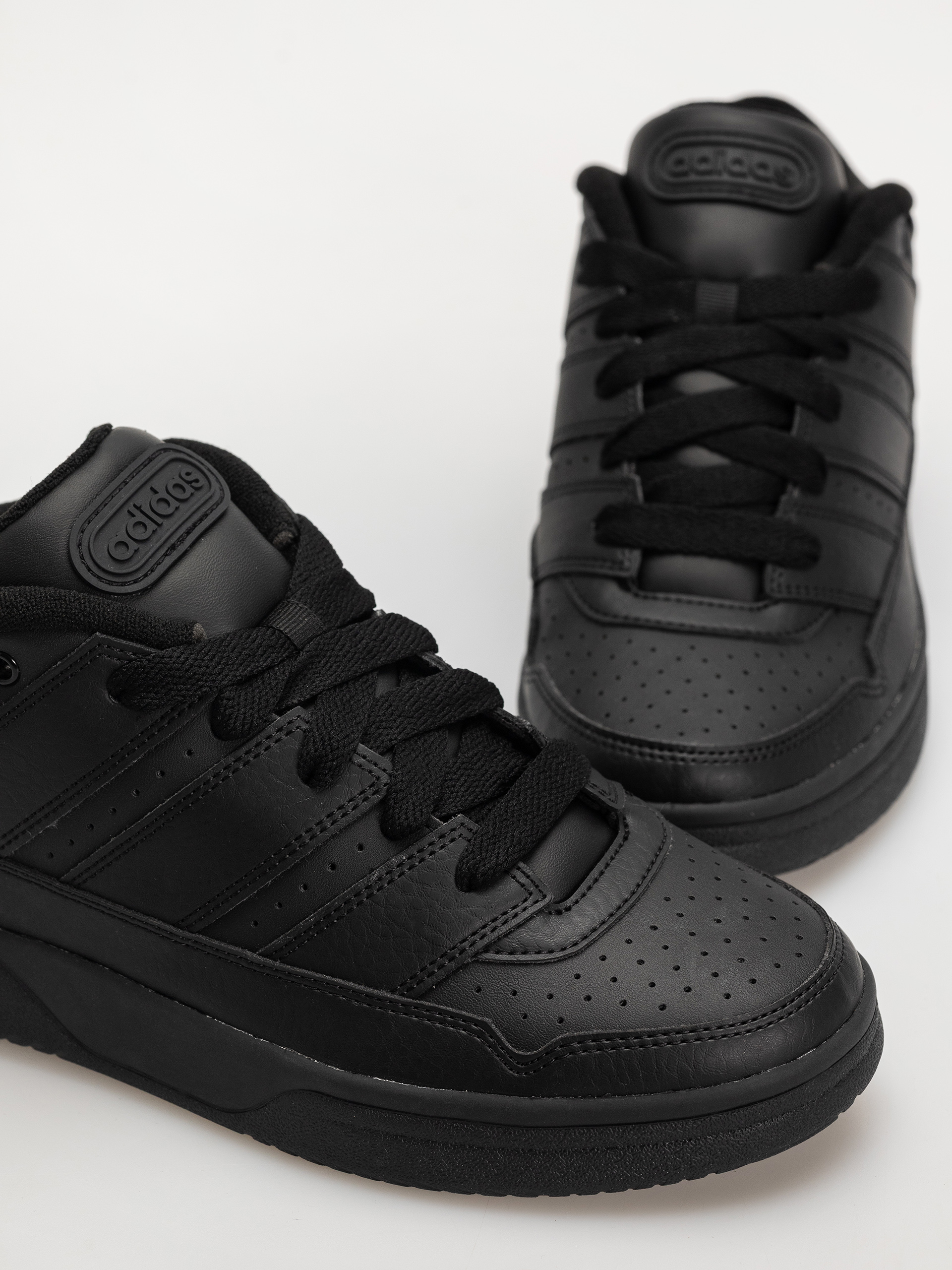 Взуття adidas Break Start 2000 (cblack/cblack/cblack)