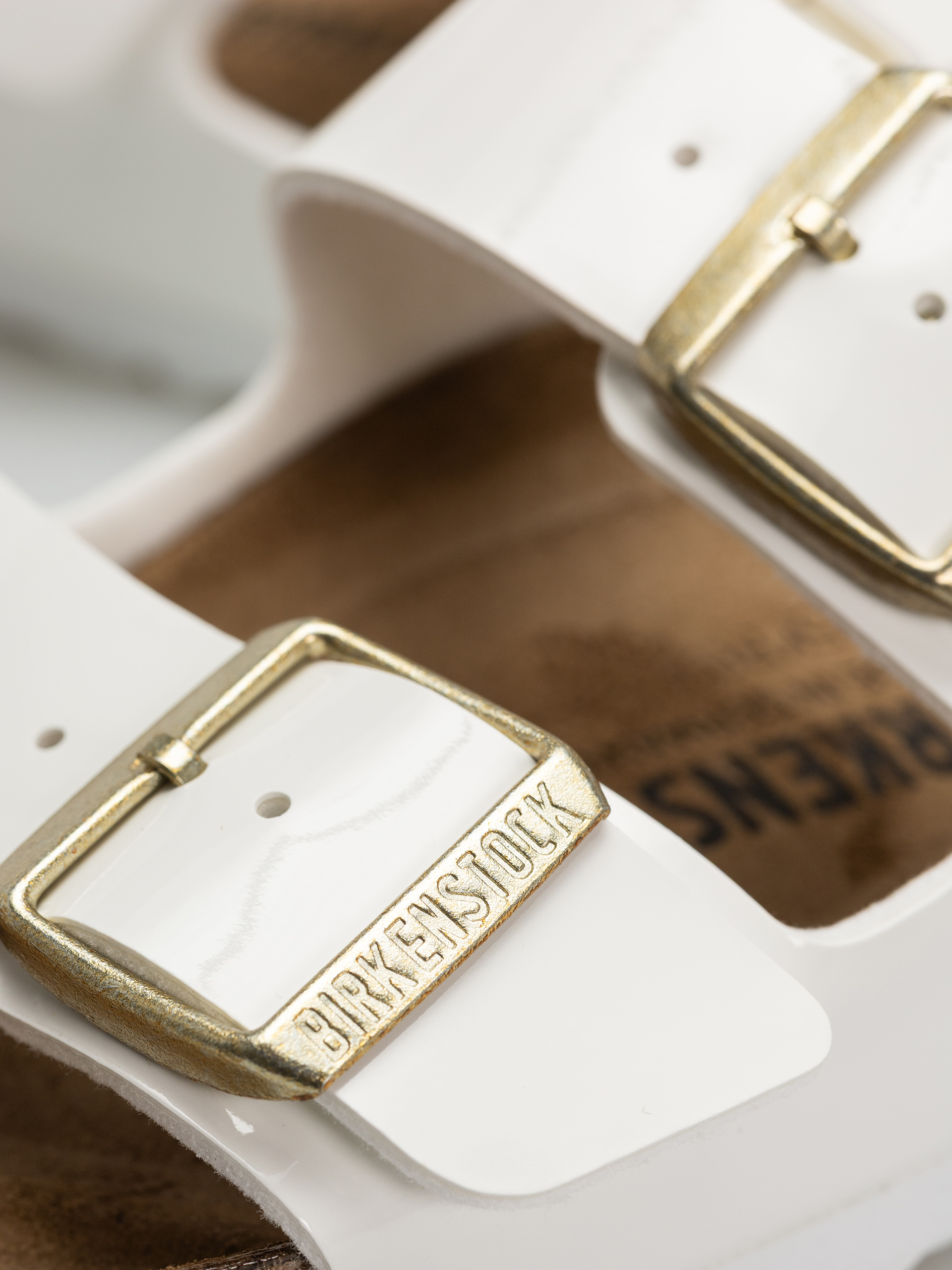 Шльопанці Birkenstock Arizona Narrow Wmn (patent white)