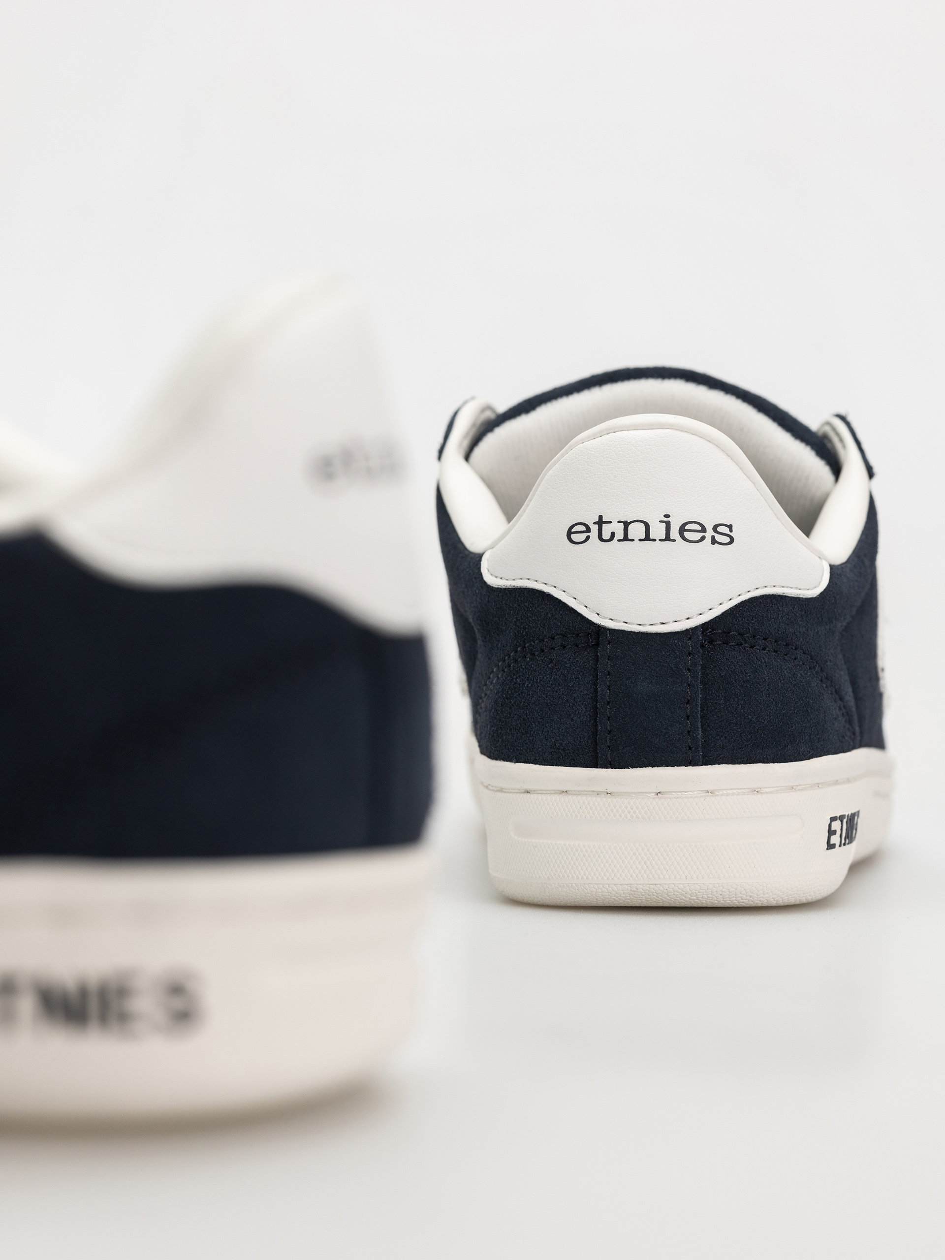 Взуття Etnies Locut (indigo raw)