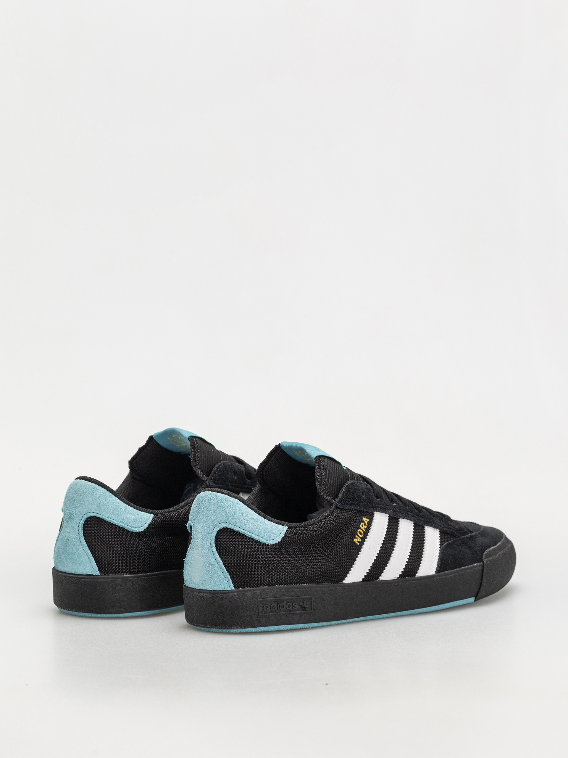 Взуття adidas Nora (cblack/ftwwht/goldmt)