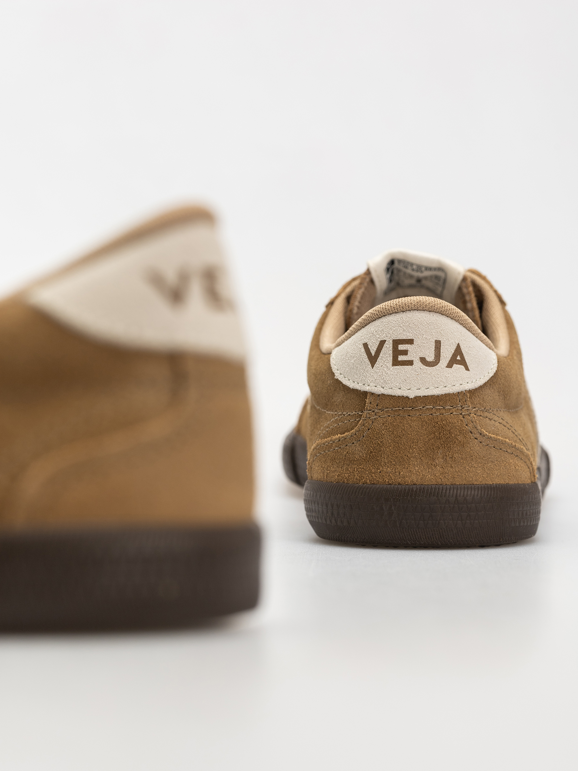 Взуття Veja Volley Wmn (tent natural eagle)