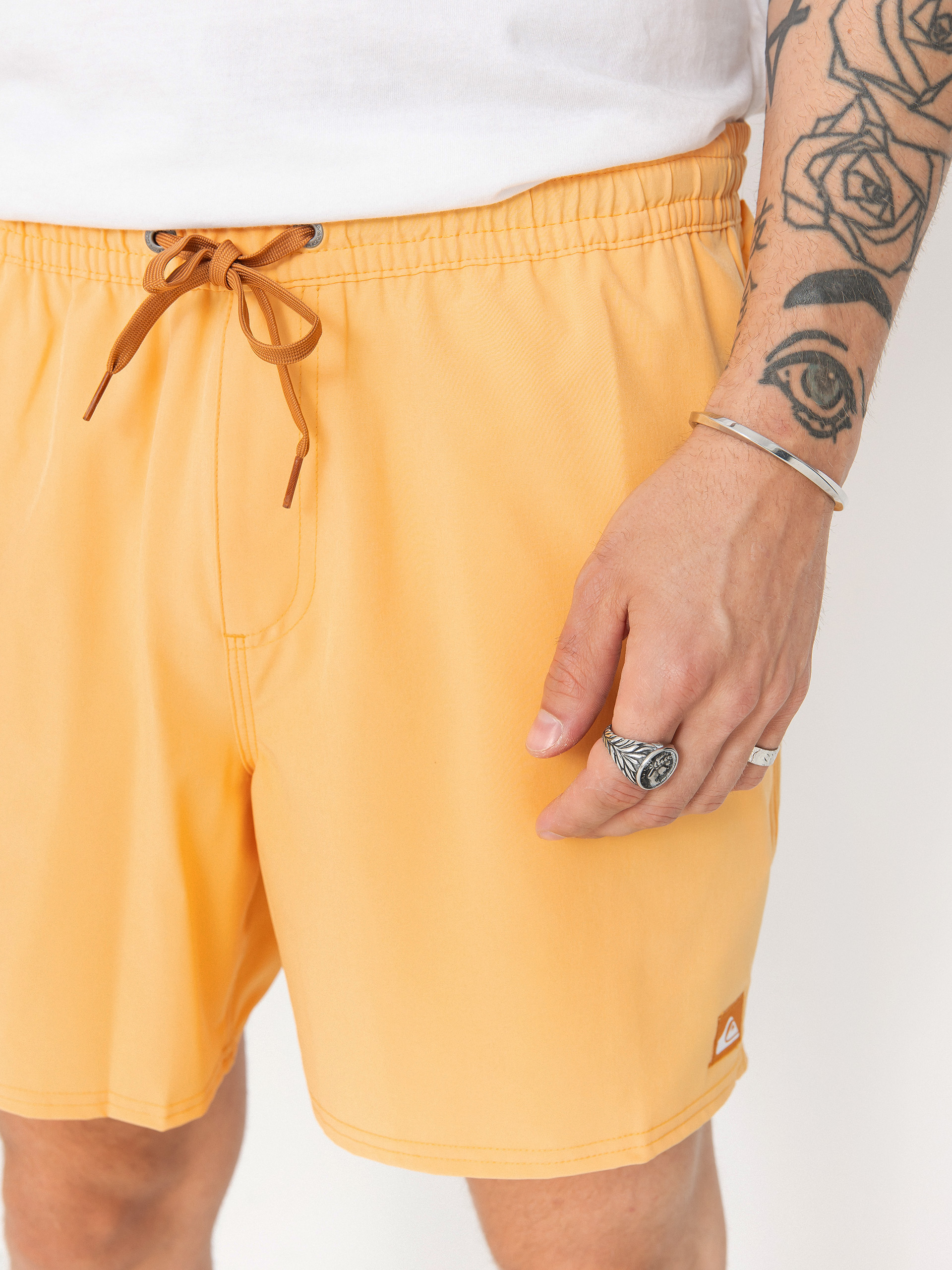 Шорти Quiksilver Surfsilk Solid Volley 16 (chamois)