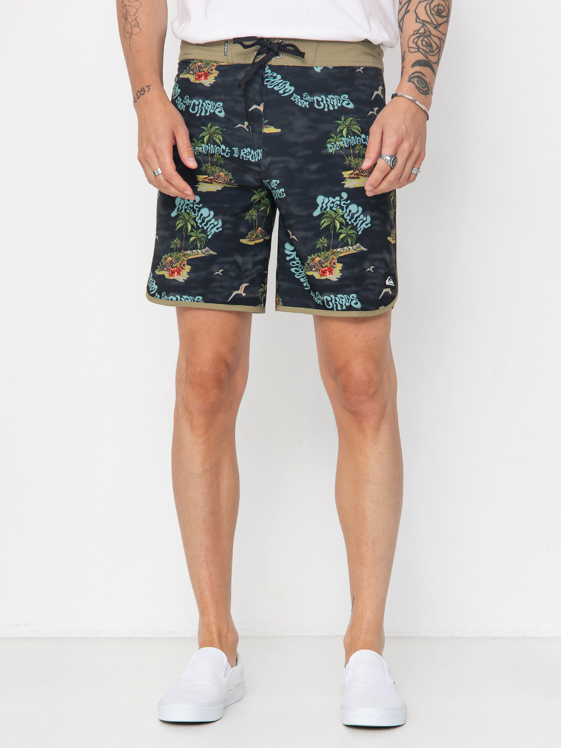 Пляжні шорти Quiksilver Surfsilk Scallop 18 (black naturama)