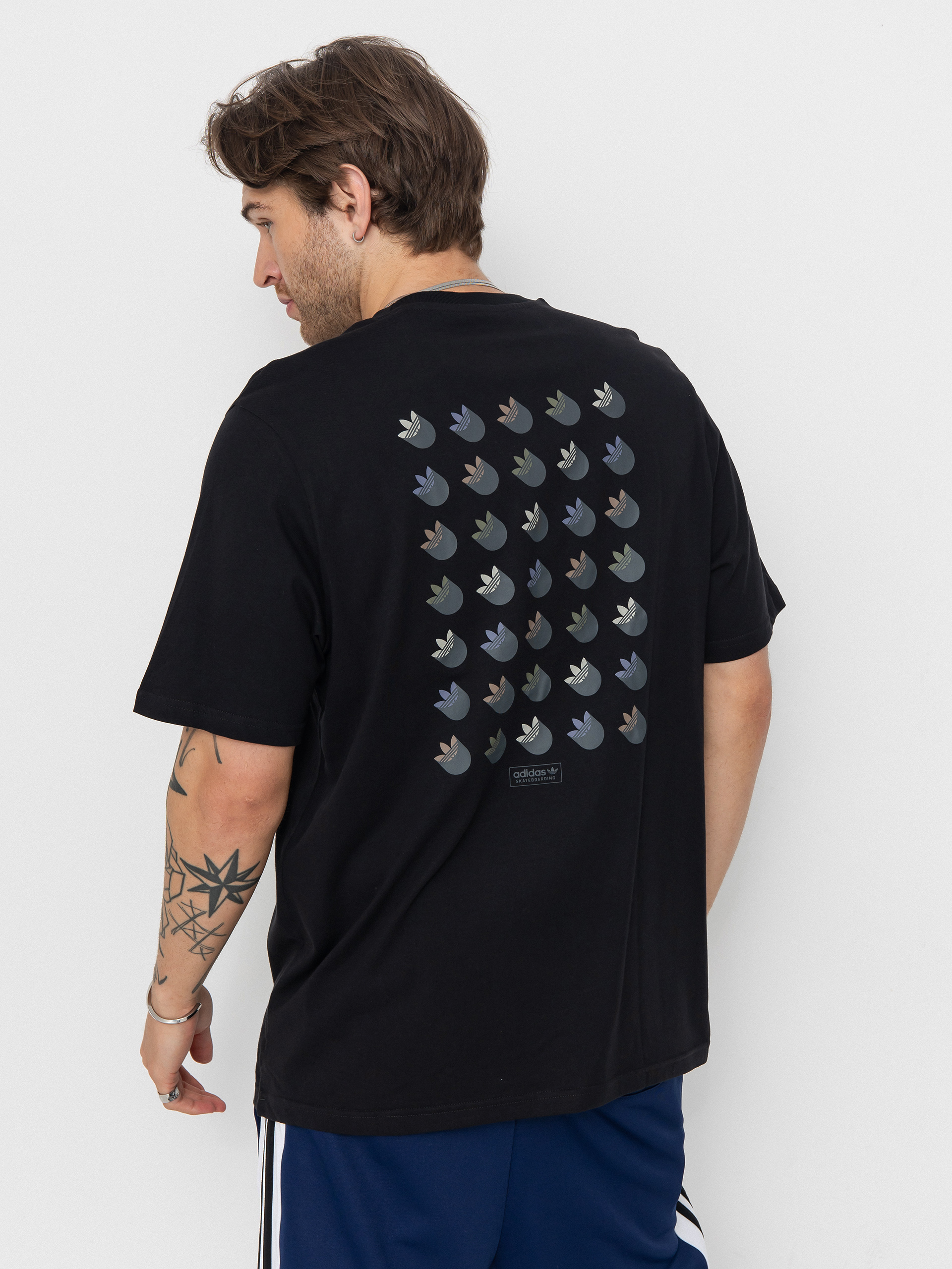 Футболка adidas Skate Tr Shd (black/olistr)