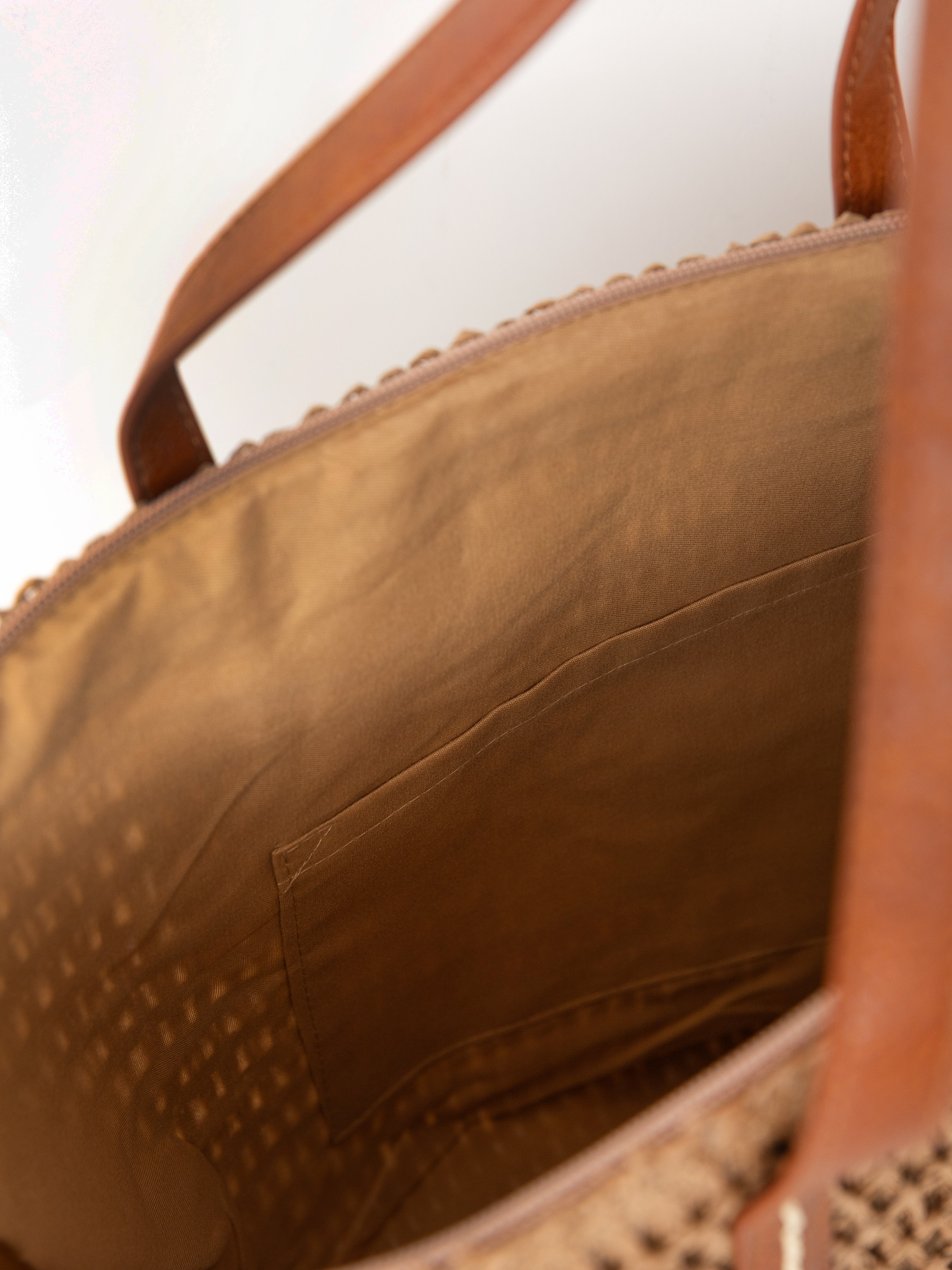 Сумка Roxy In The Tropics Wmn (portabella)