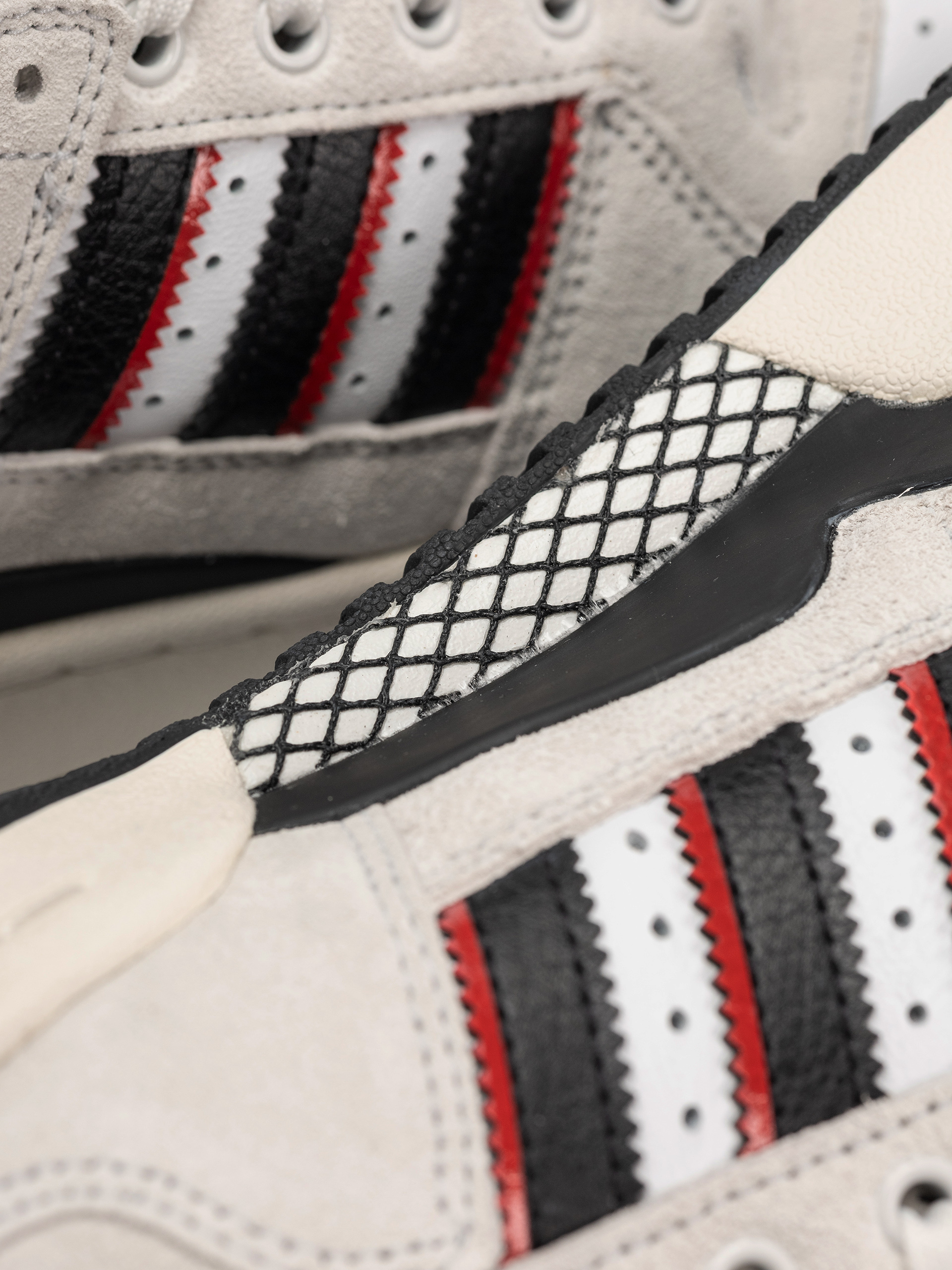 Взуття adidas Forum 84 Low Adv (crywht/cblack/betsca)