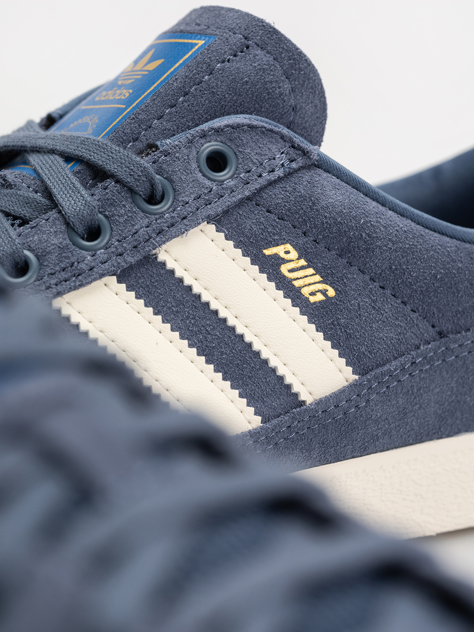 Взуття adidas Puig Indoor (prloin/owhite/blubir)