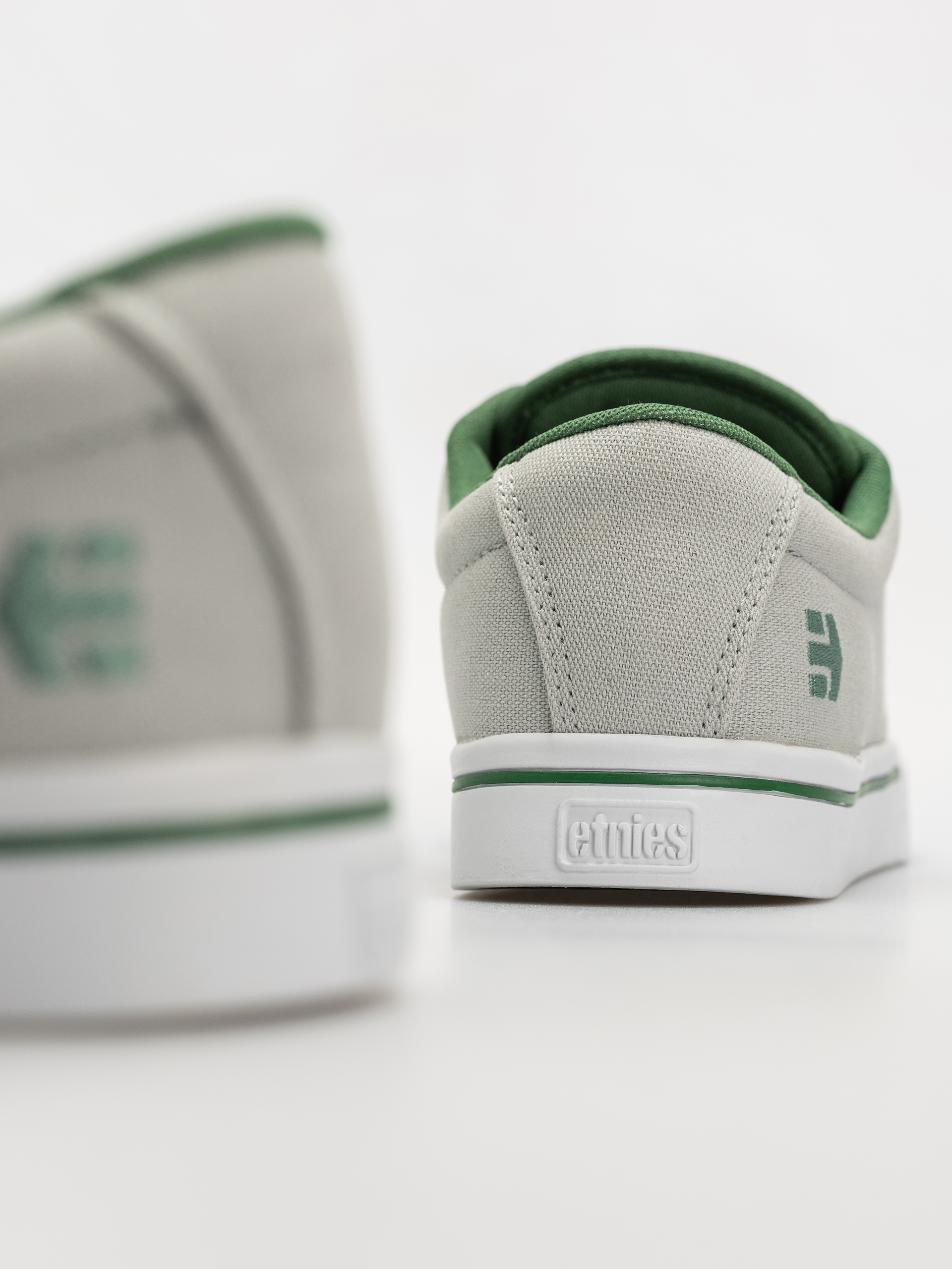 Взуття Etnies Jameson 2 Eco X Tftf (grey/white/green)