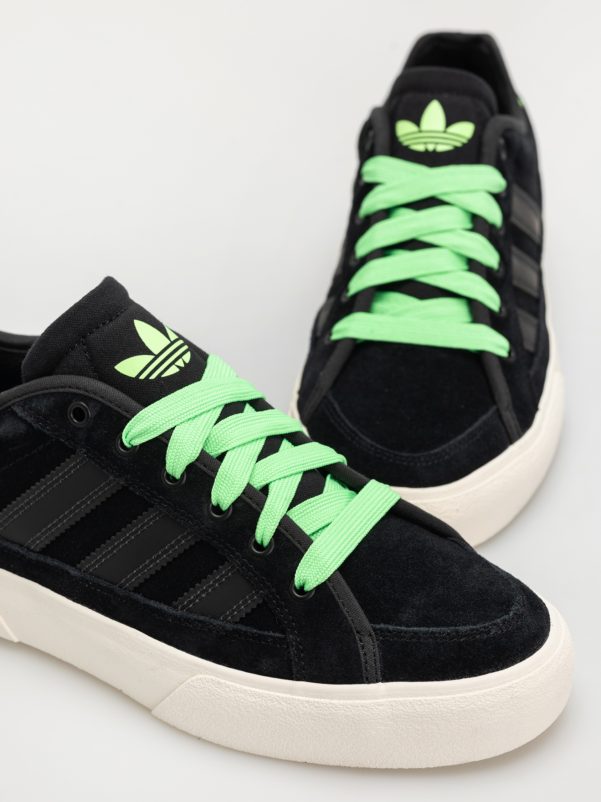 Взуття adidas Court Tns Premiere (cblack/carbon/limbur)