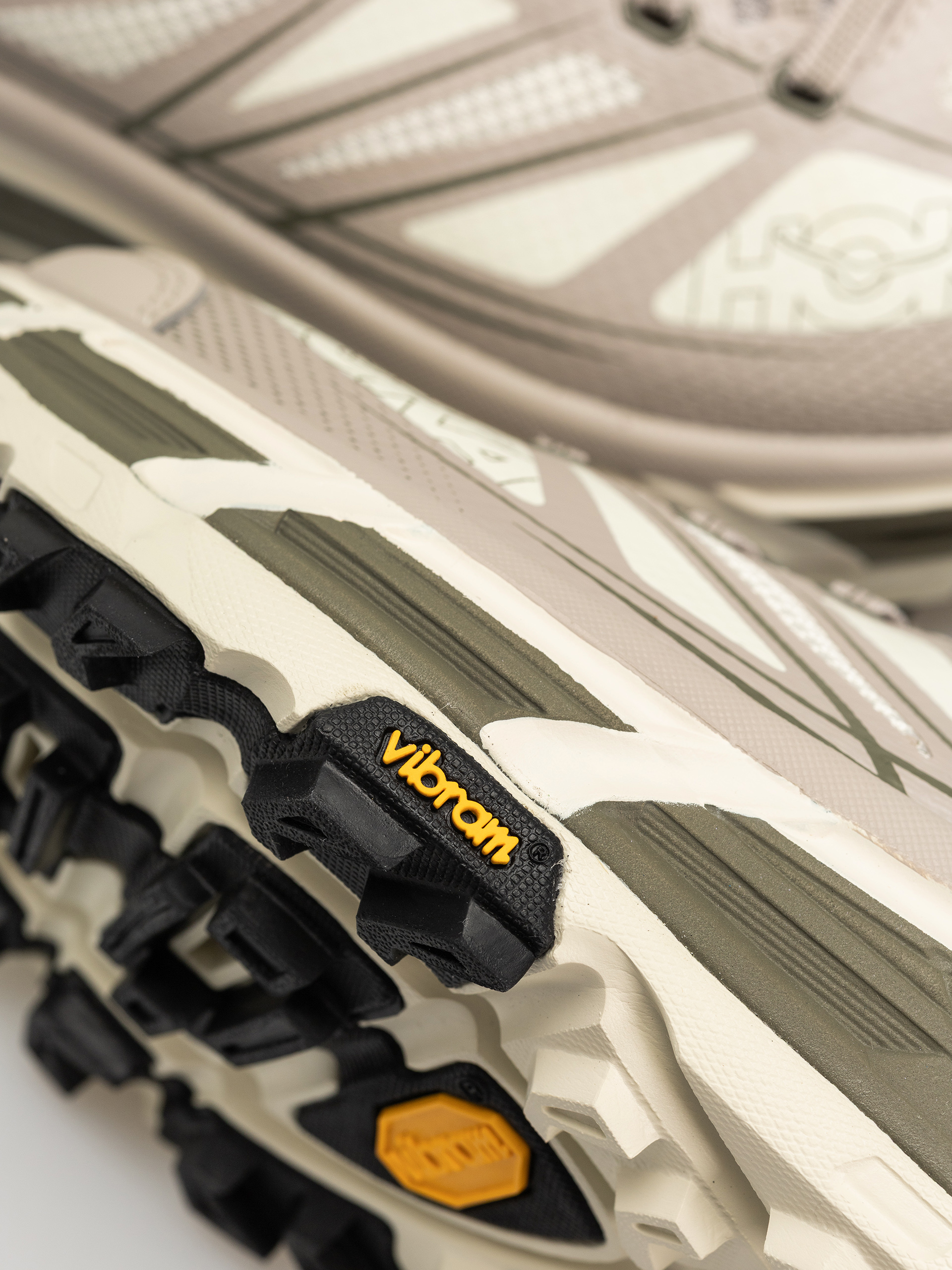 Взуття Hoka Mafate Speed 2 (putty eucalyptus)