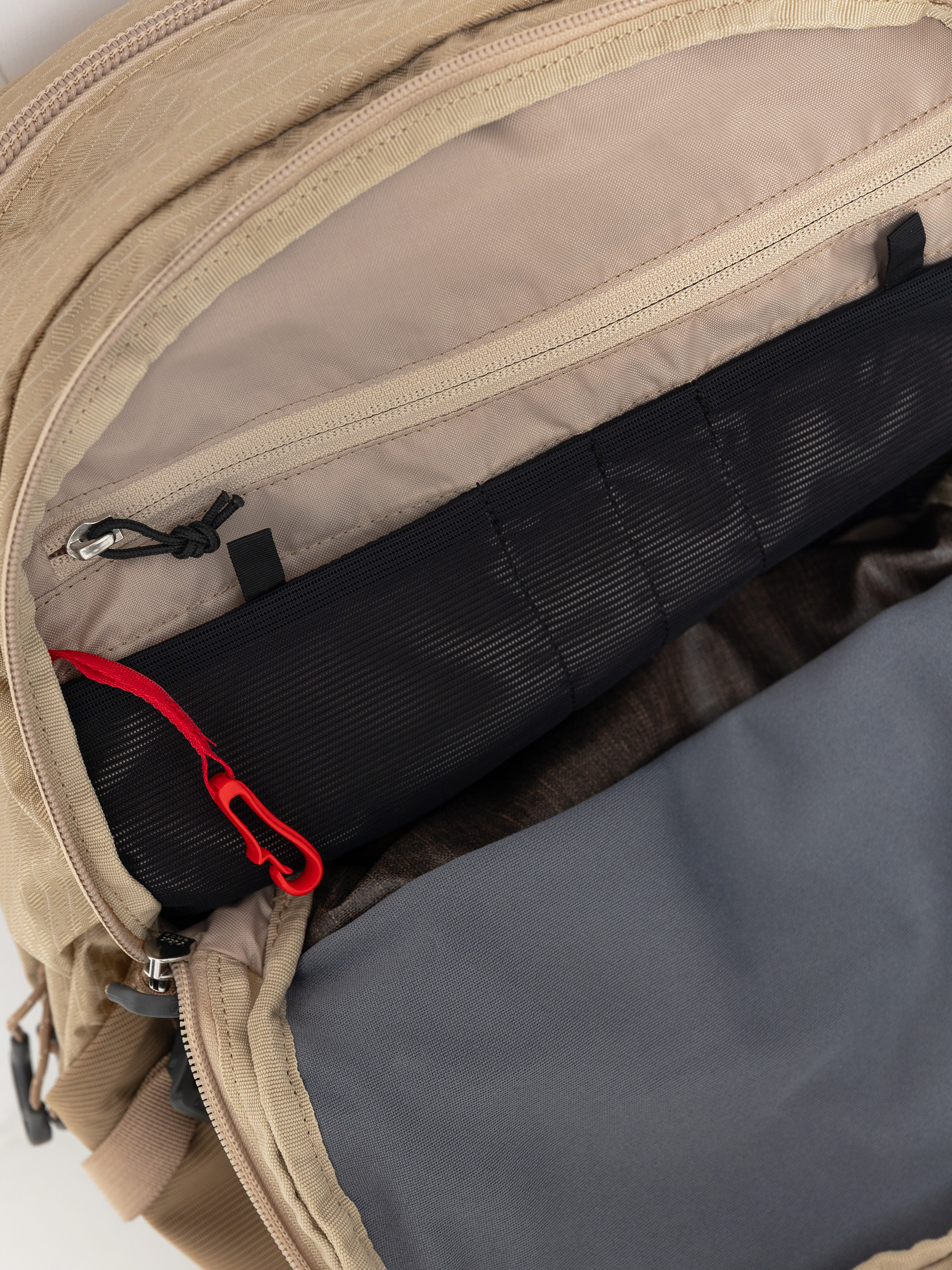 Рюкзак Osprey Quasar (alpaca tan/latte brown heather)