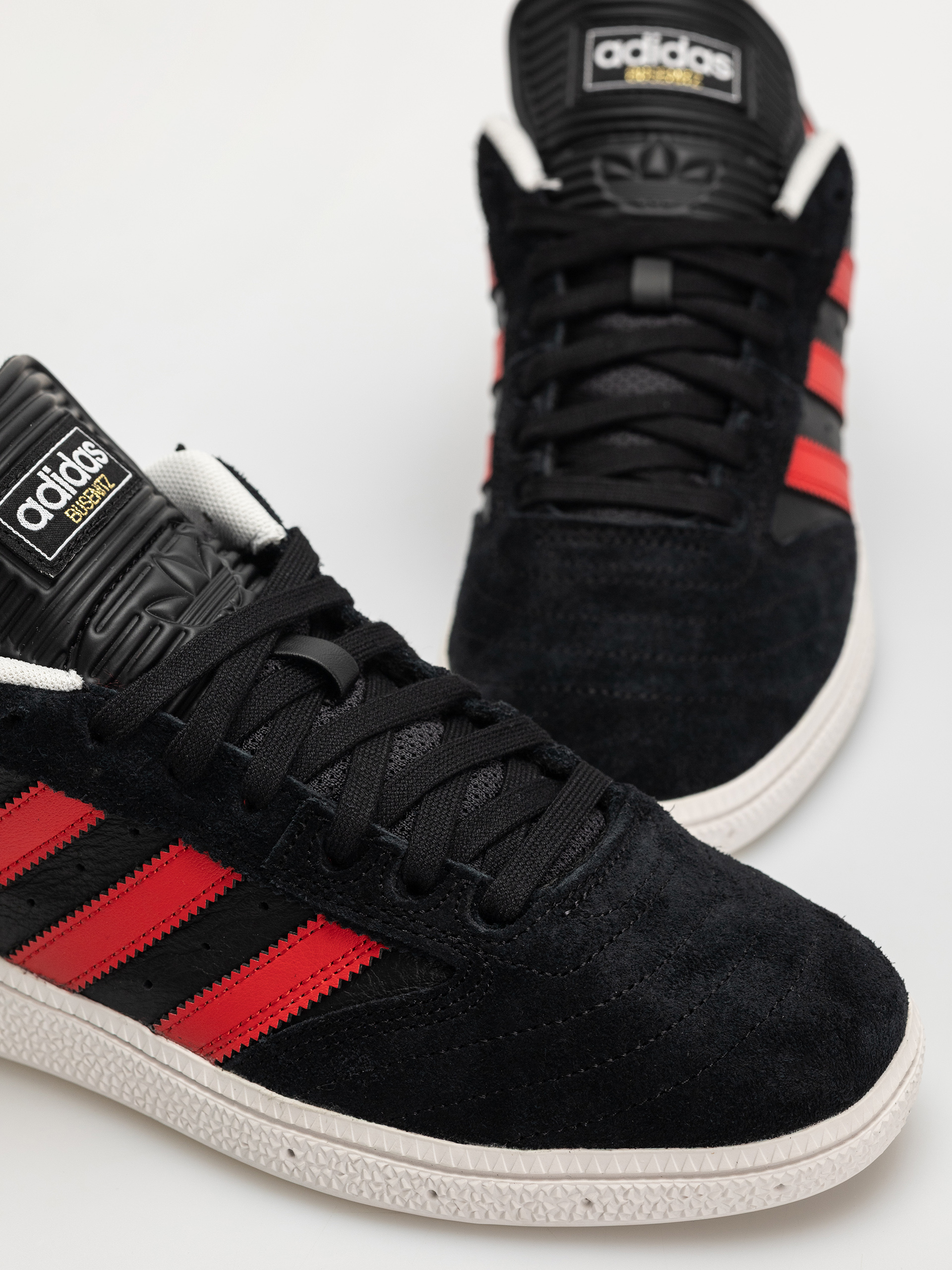 Взуття adidas Busenitz (cblack/betsca/ftwwht)