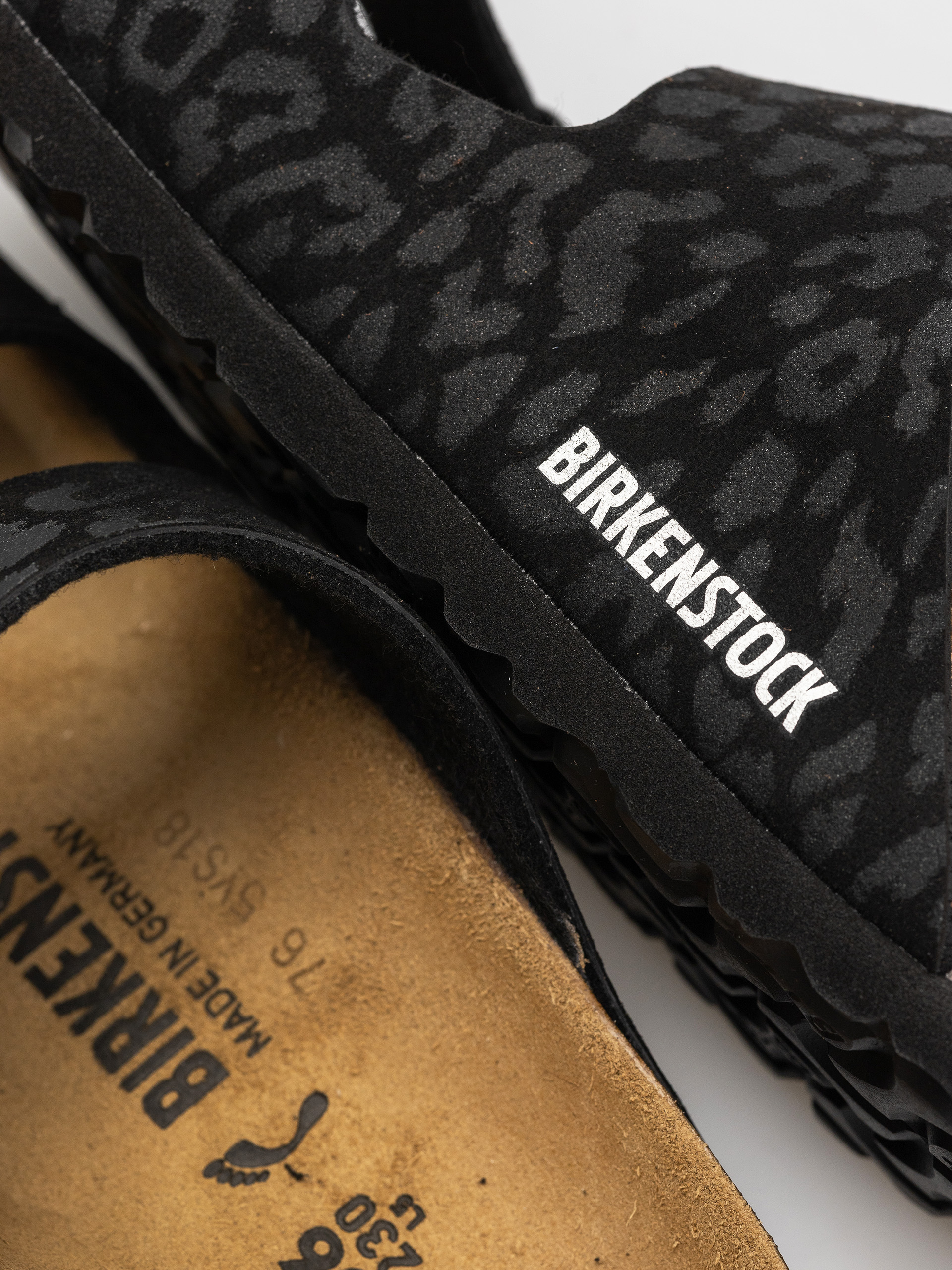 Шльопанці Birkenstock Arizona Synthetics Narrow Wmn (leo black)