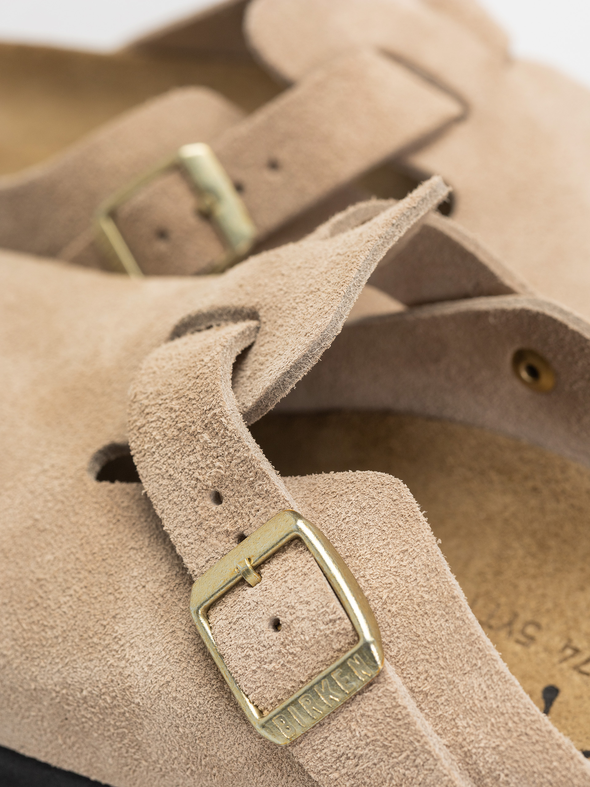 Шльопанці Birkenstock Boston Suede Leather Narrow Wmn (sandcastle)