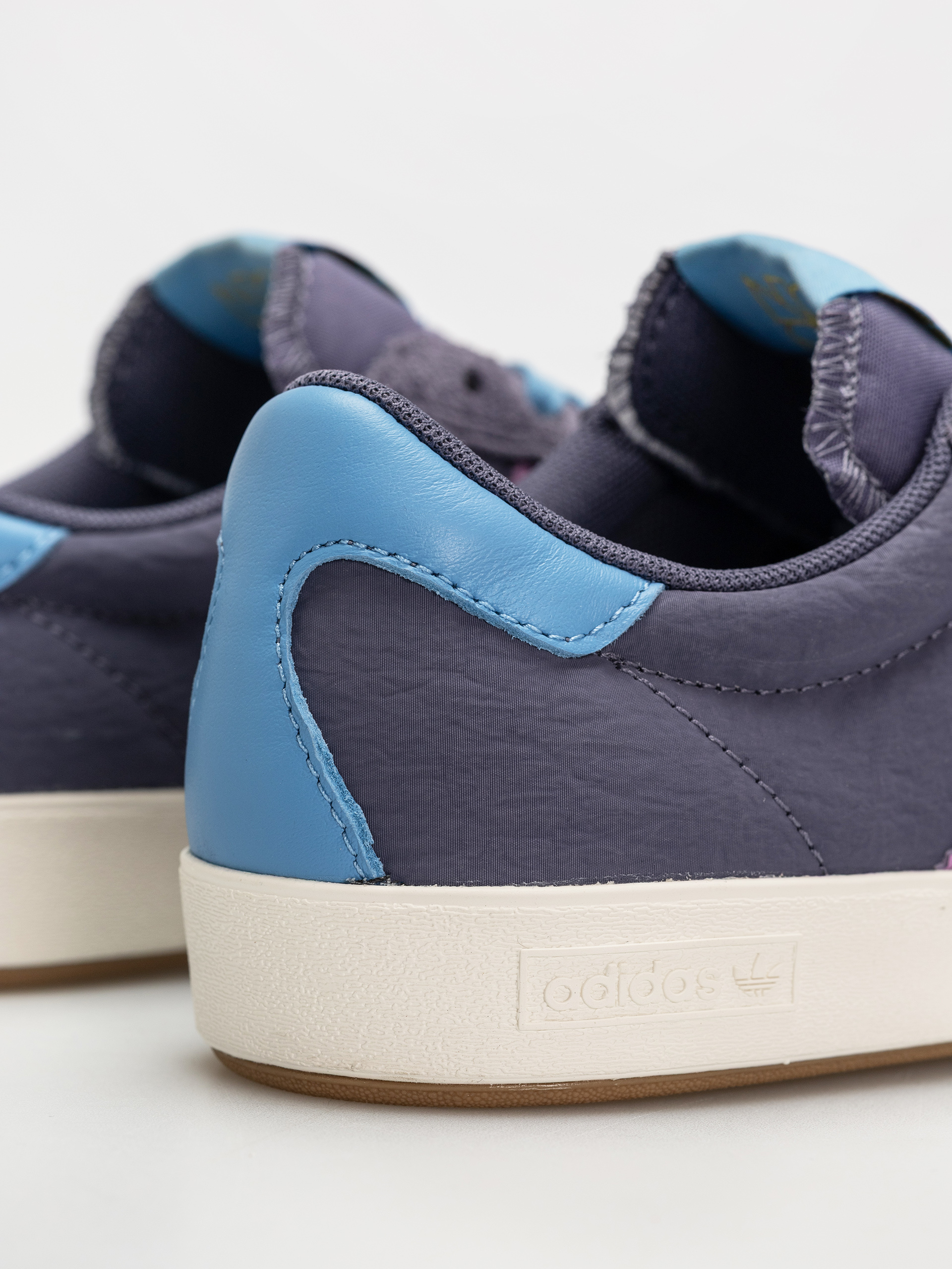 Взуття adidas Nora (previo/prepur/goldmt)