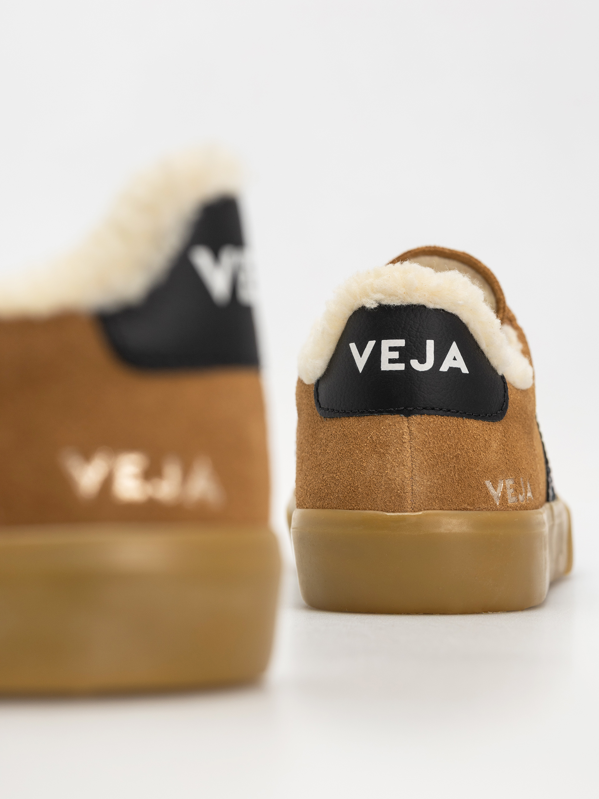 Взуття Veja Campo Winter Wmn (camel black natural)