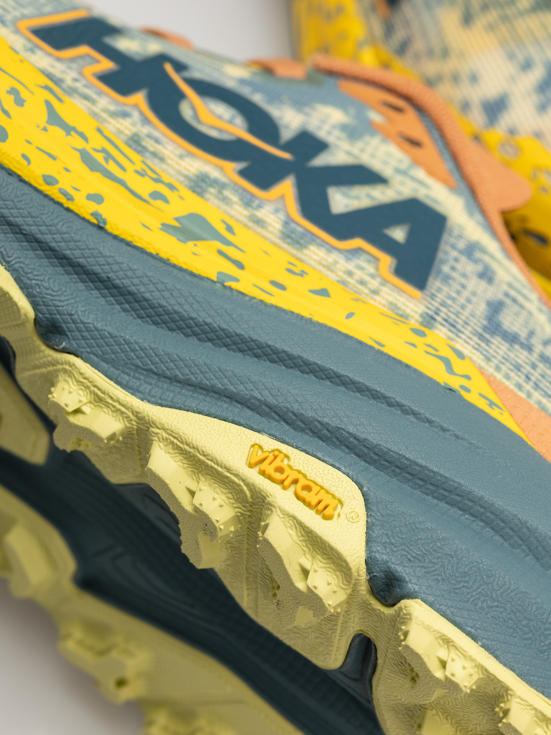 Взуття Hoka Speedgoat 6 (terra cotta/mountain fog)