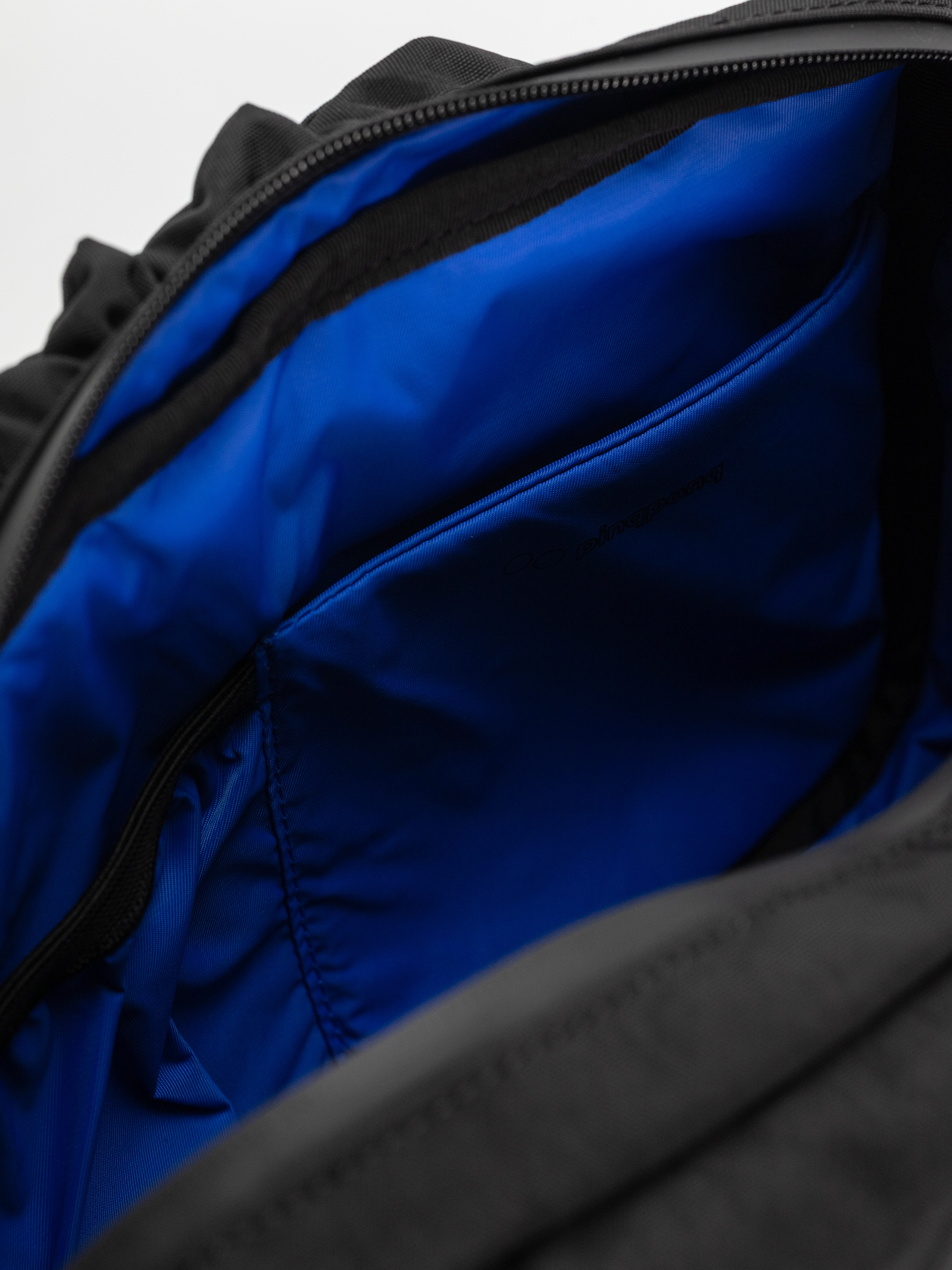 Сумка на пояс PinqPonq Tetrik Large Crinkle (crinkle black)