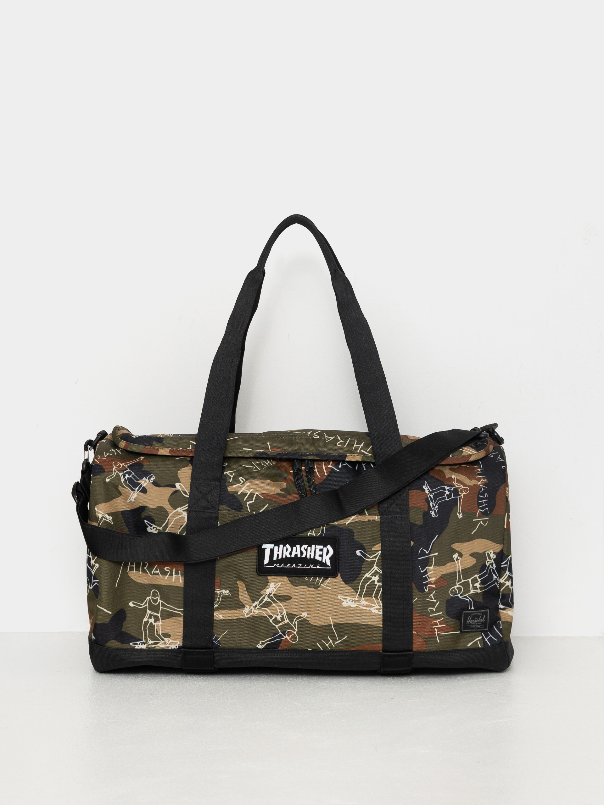 u0421u0443u043cu043au0430 Herschel Supply Co. X Thrasher Gonz Heritage Skate Duffle (woodland camo)
